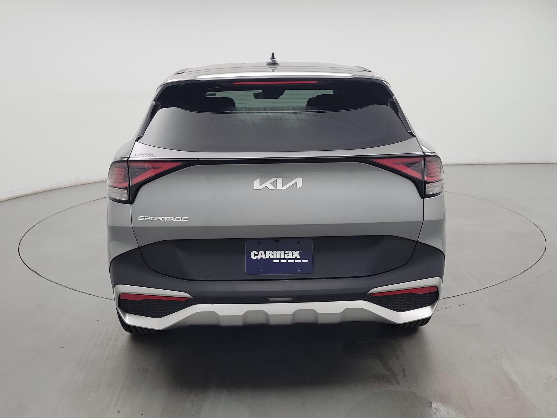 Thumbnail: 2023 Kia Sportage - 6