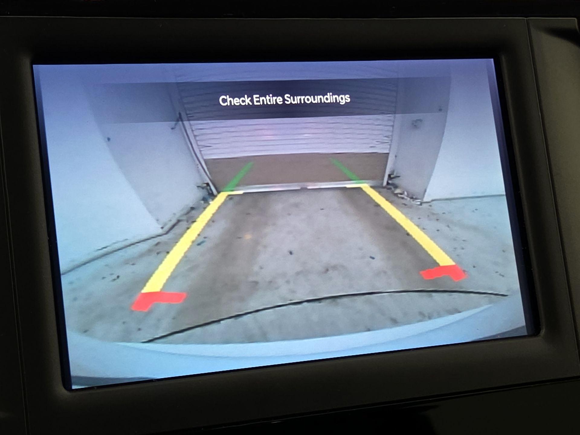 Thumbnail: 2023 Chrysler Voyager - 14