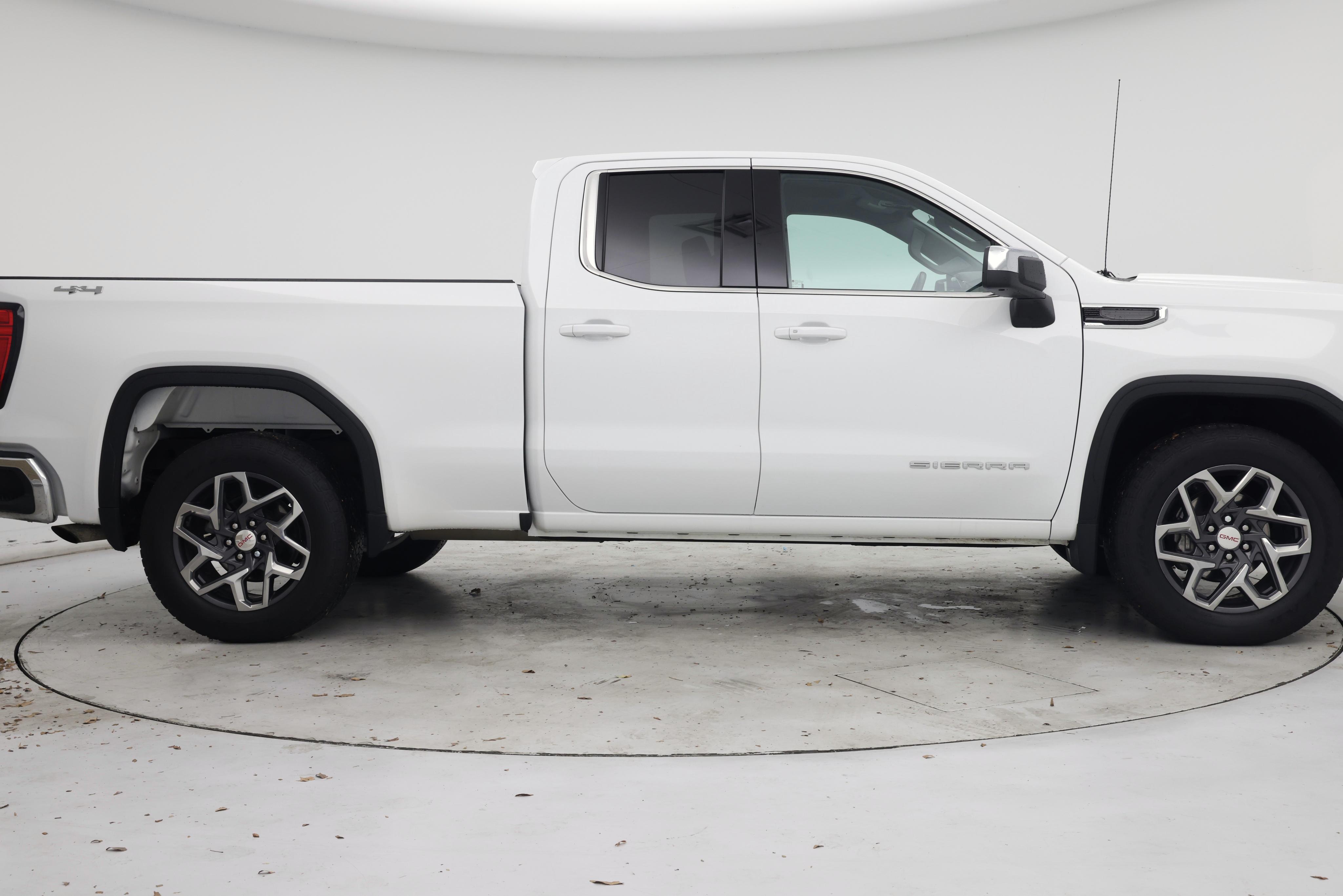 Thumbnail: 2023 GMC Sierra 1500 - 7