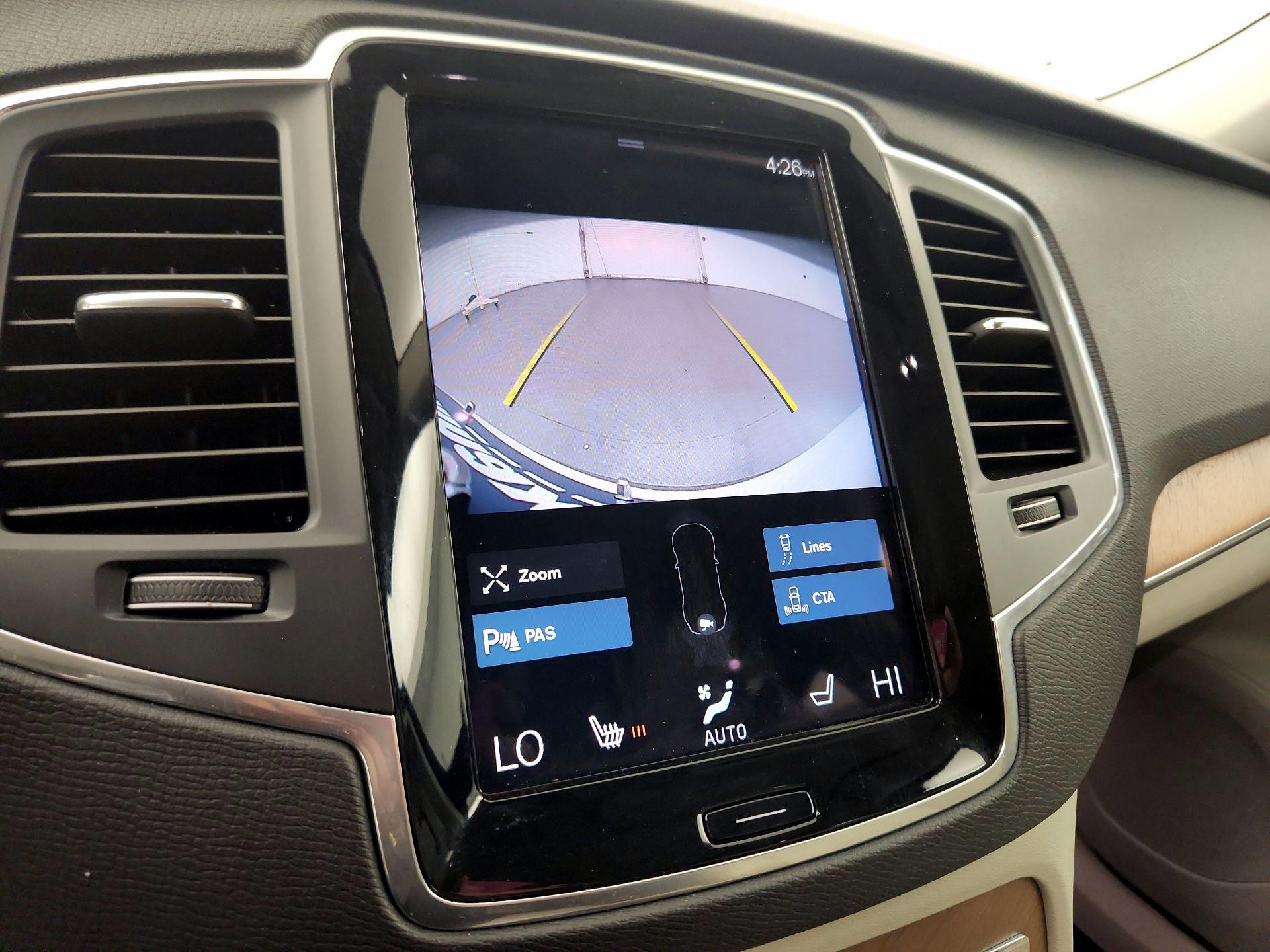 Thumbnail: 2022 Volvo XC90 - 13