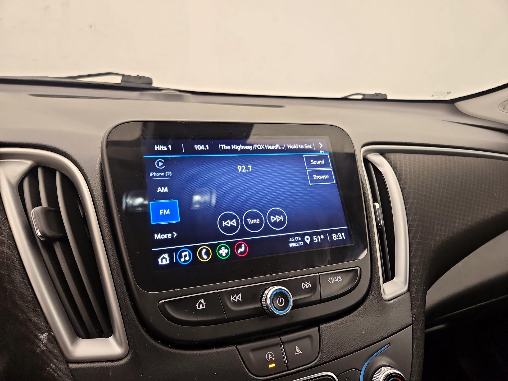 Thumbnail: 2023 Chevrolet Malibu - 15