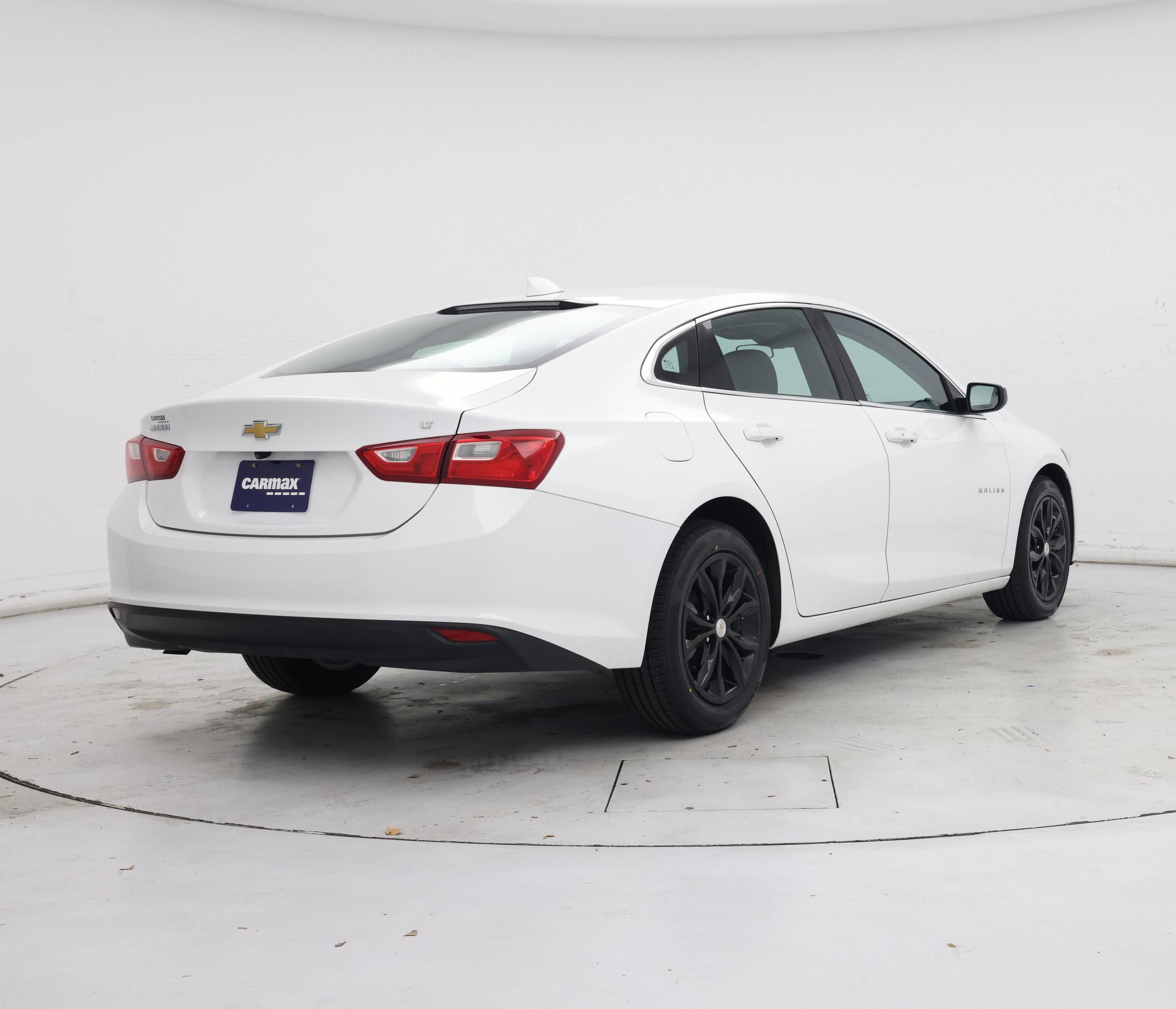 Thumbnail: 2023 Chevrolet Malibu - 8