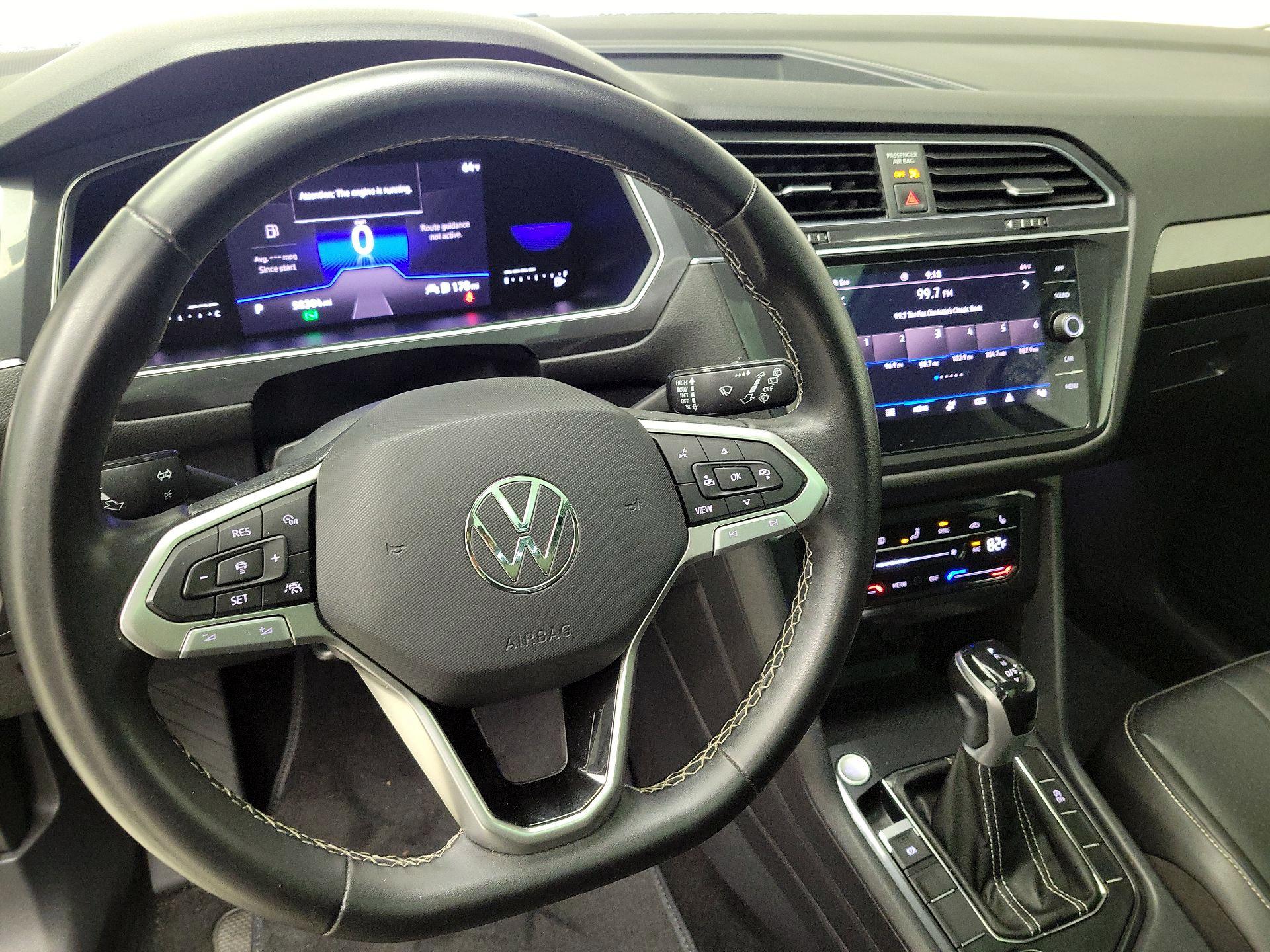 Thumbnail: 2022 Volkswagen Tiguan - 9