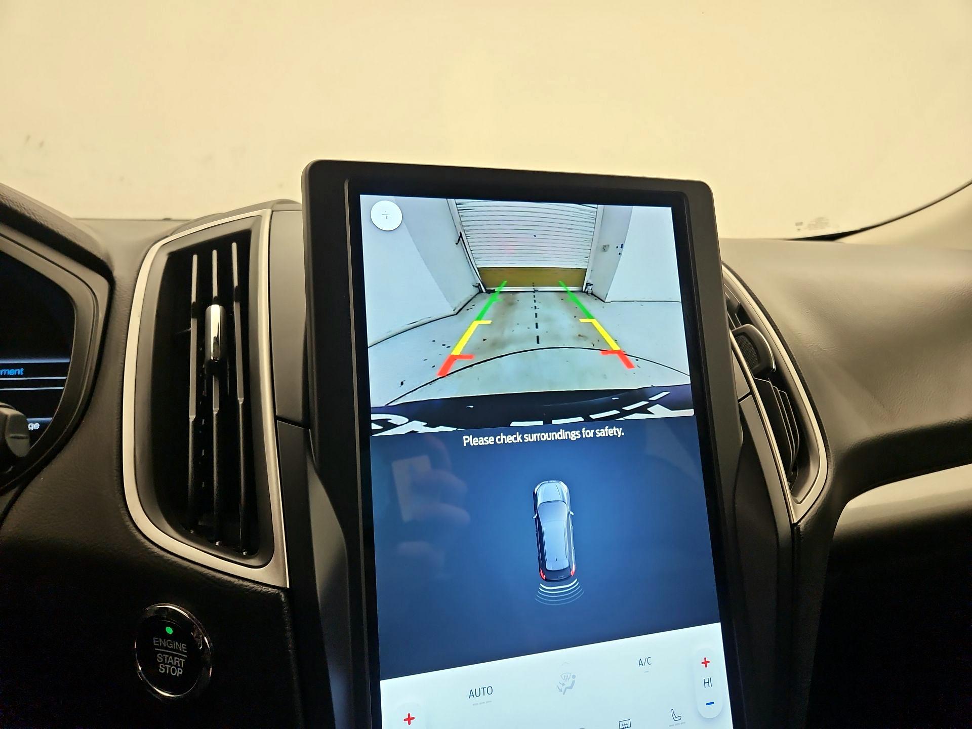 Thumbnail: 2023 Ford Edge - 14