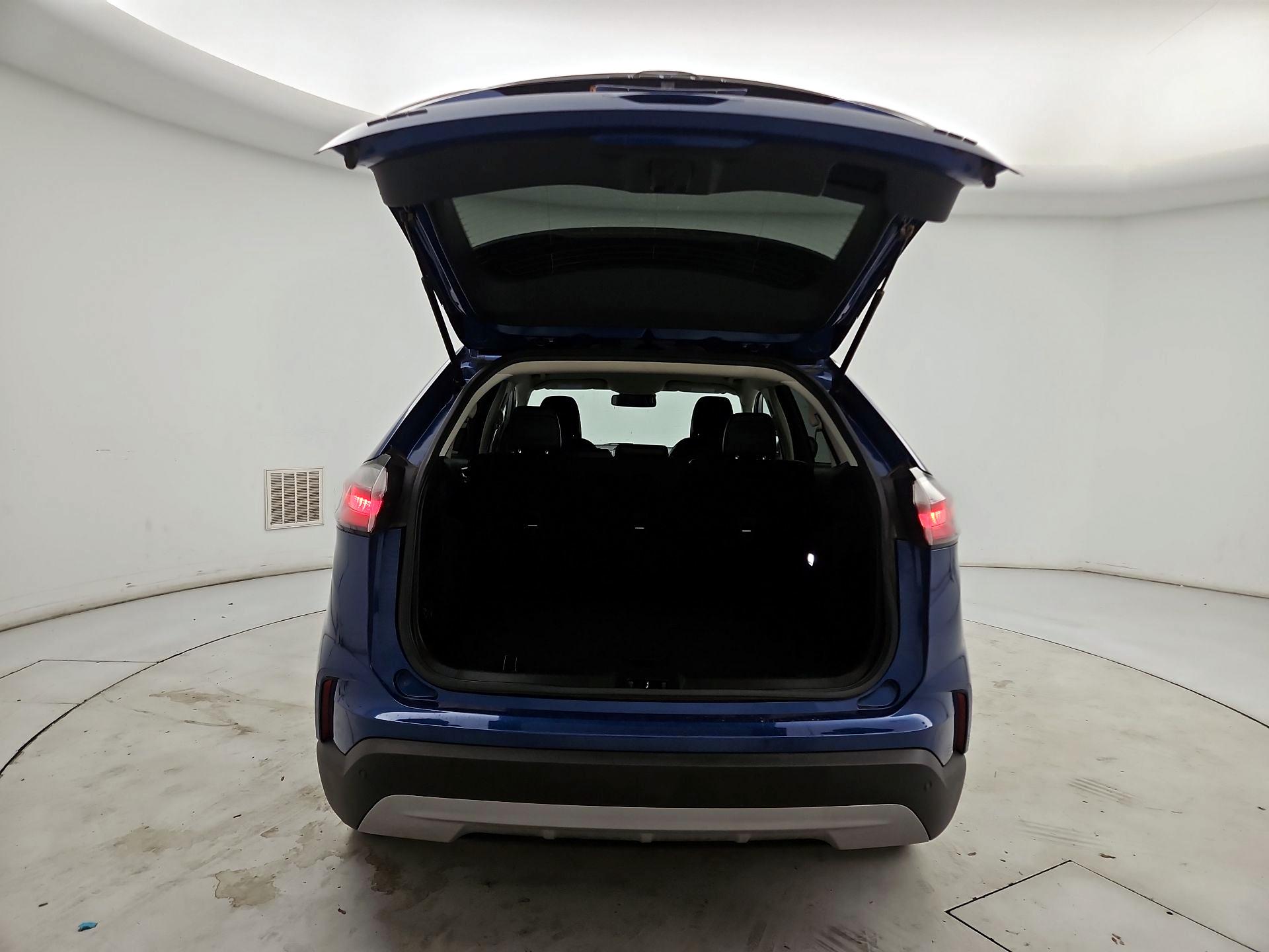 Thumbnail: 2023 Ford Edge - 20