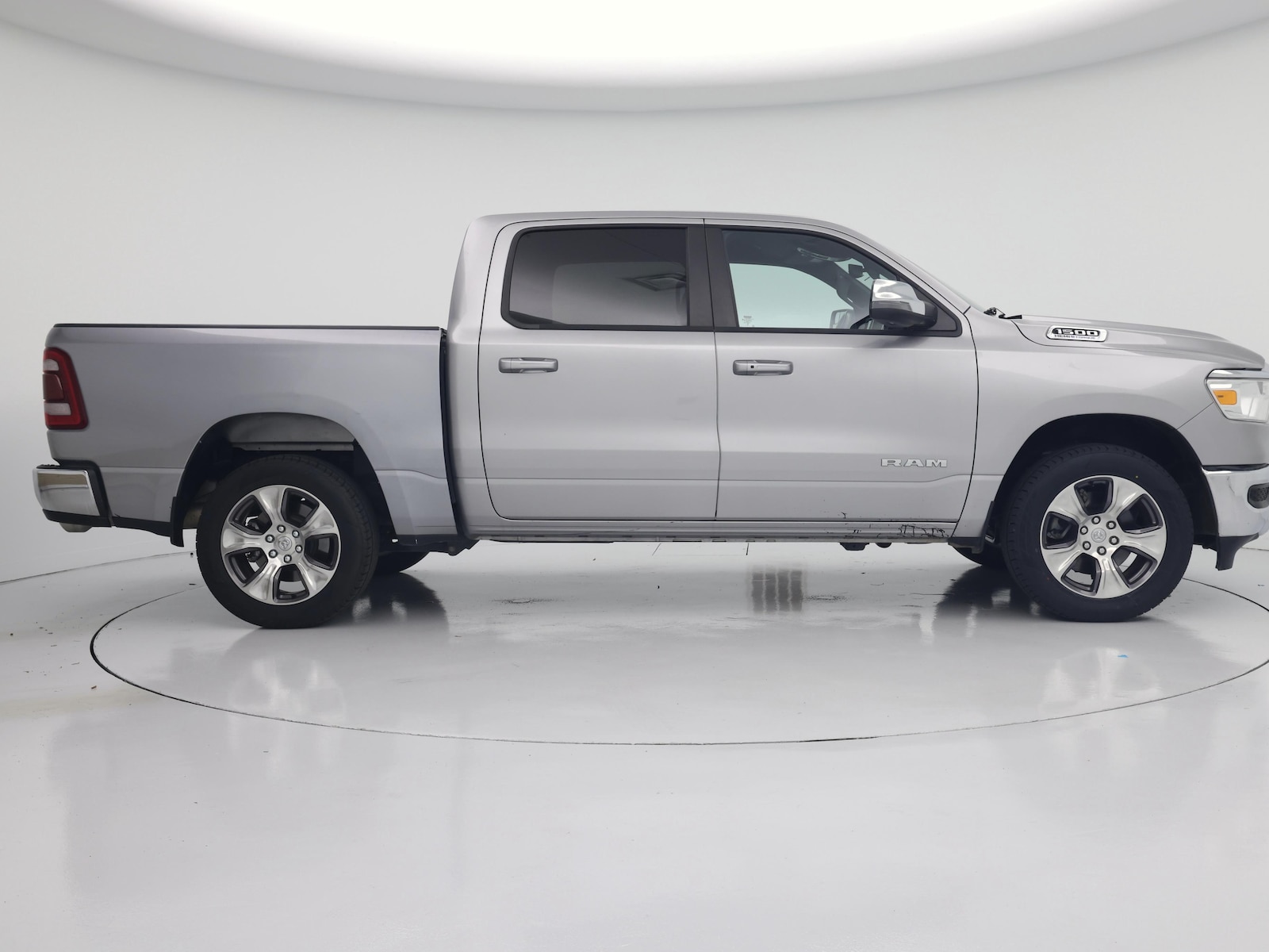 2024 RAM Ram 1500 Pickup Laramie - Photo 8