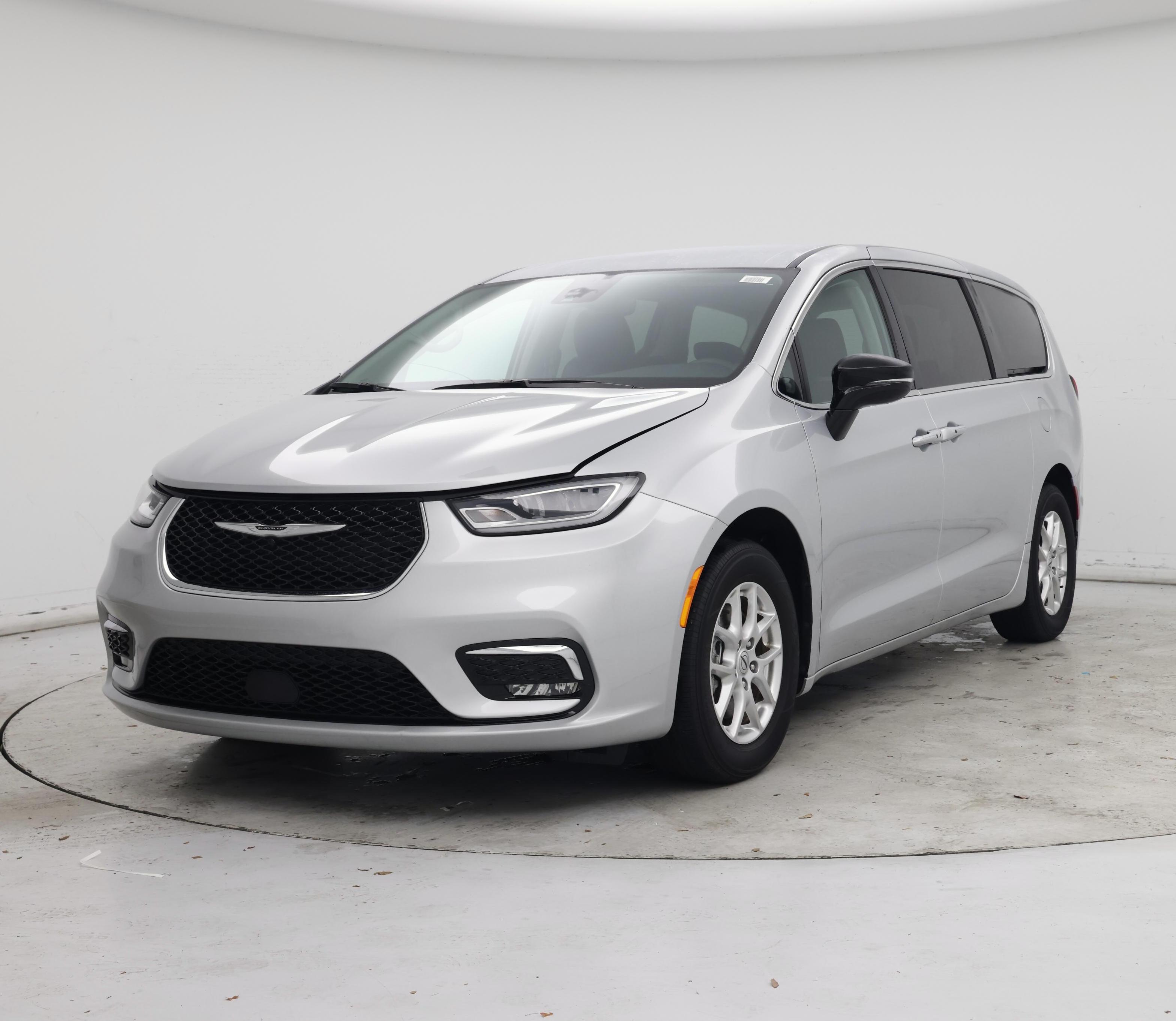 Thumbnail: 2024 Chrysler Pacifica - 4