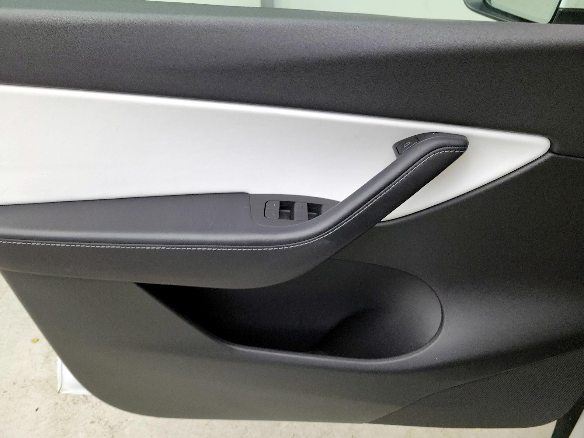 Thumbnail: 2021 Tesla Model Y - 12