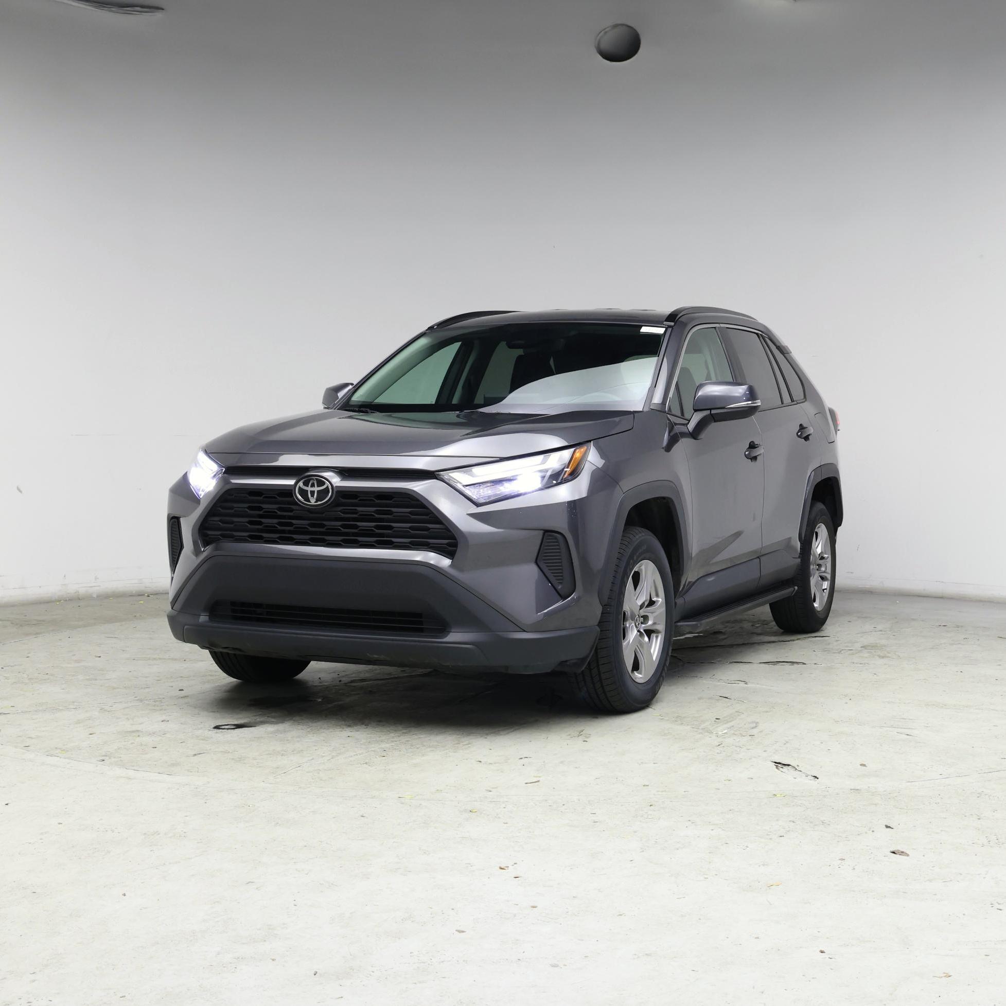 Thumbnail: 2022 Toyota RAV4 - 4