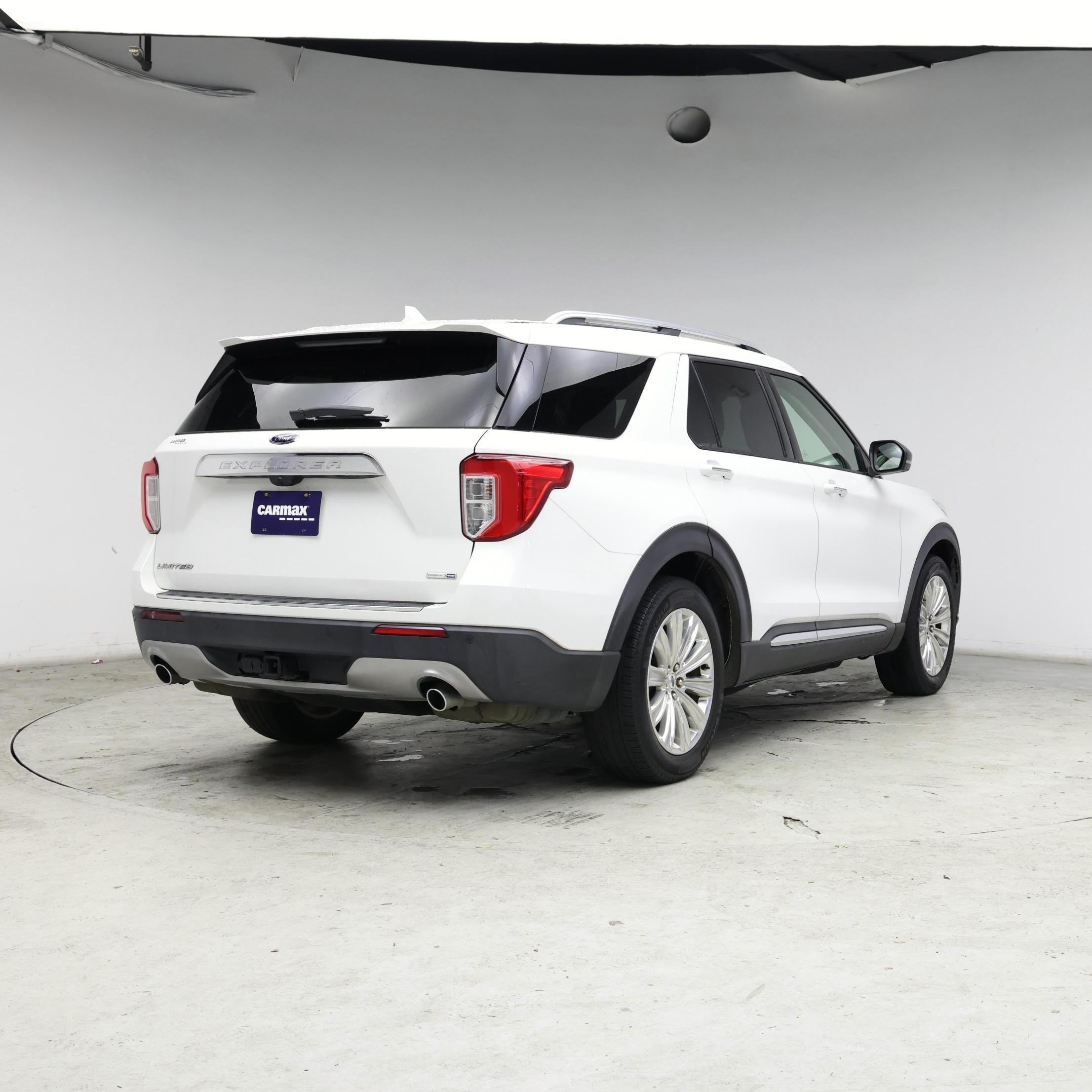 Thumbnail: 2020 Ford Explorer - 8