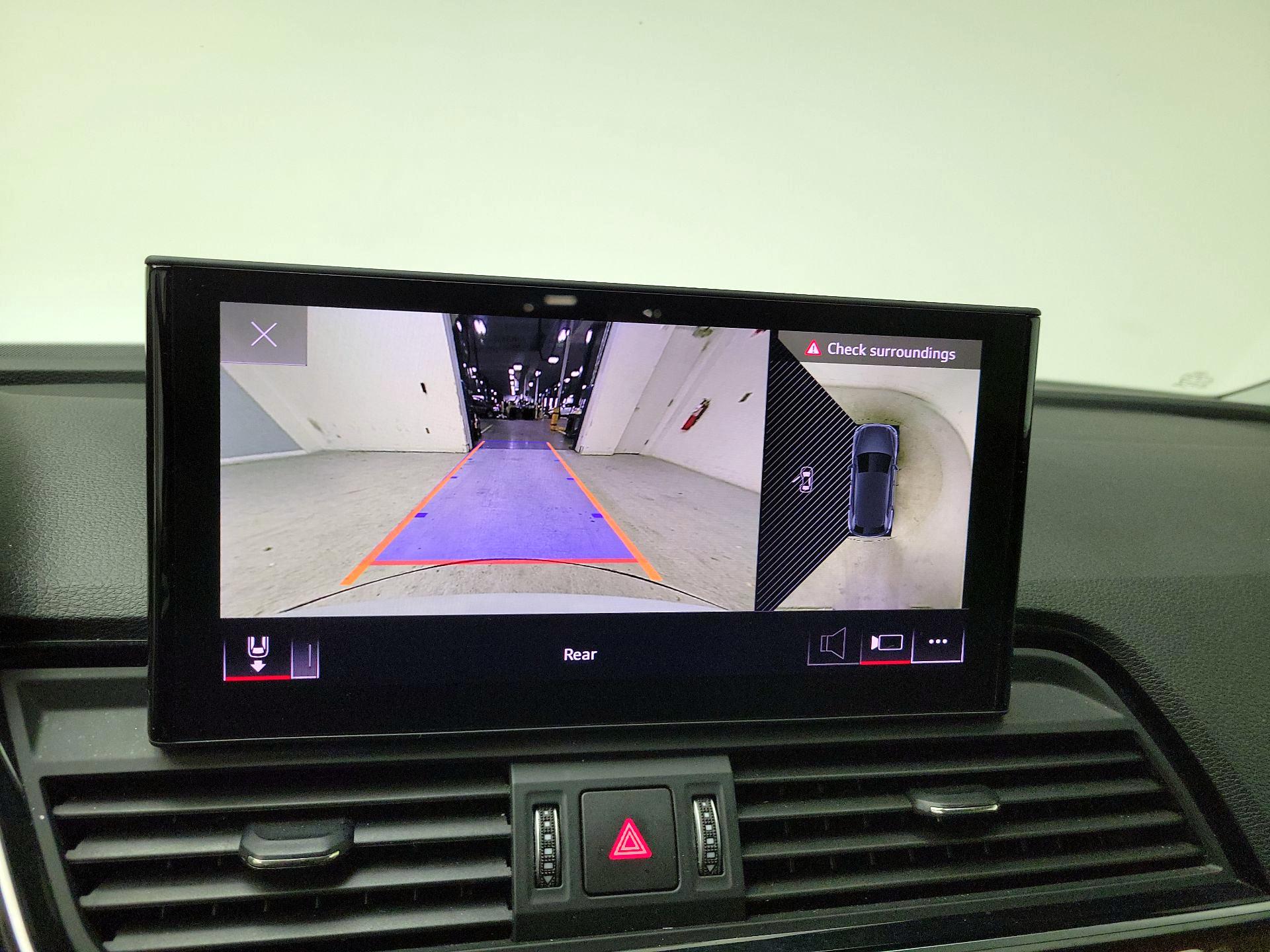 Thumbnail: 2023 Audi Q5 - 14