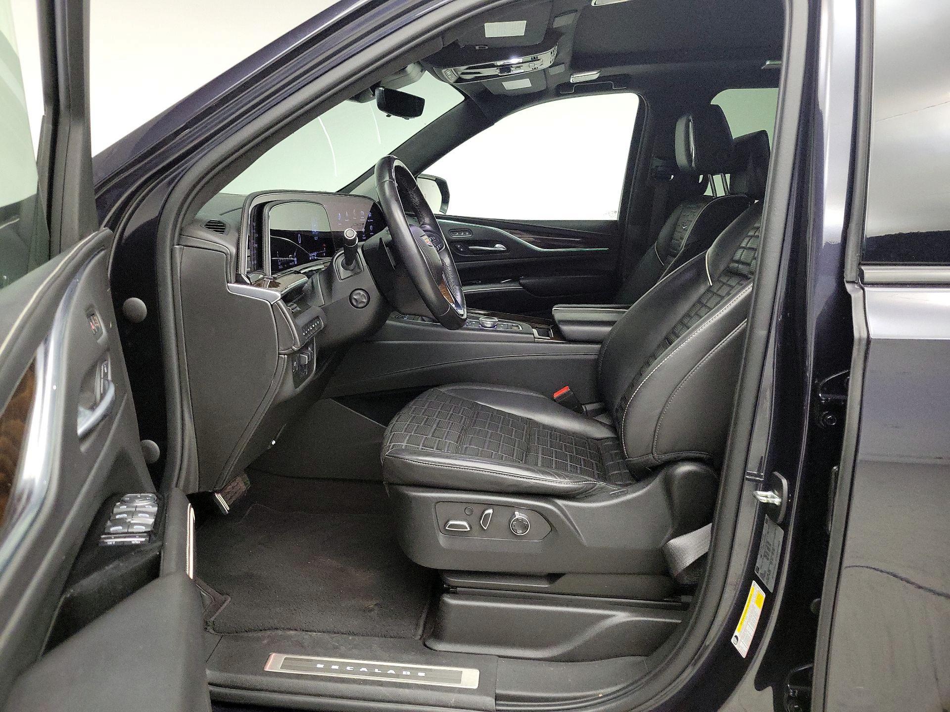 Thumbnail: 2022 Cadillac Escalade - 11