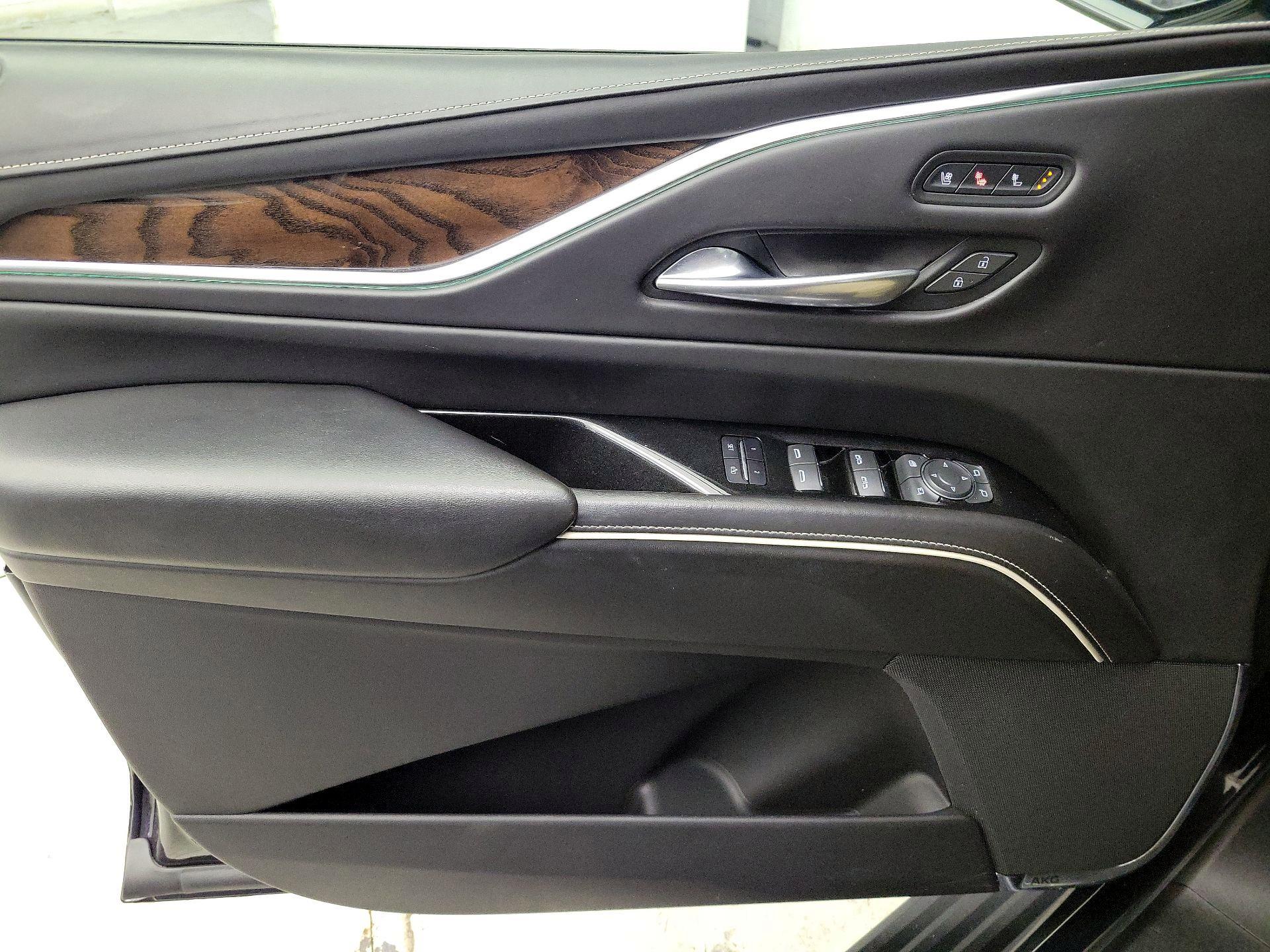 Thumbnail: 2022 Cadillac Escalade - 12