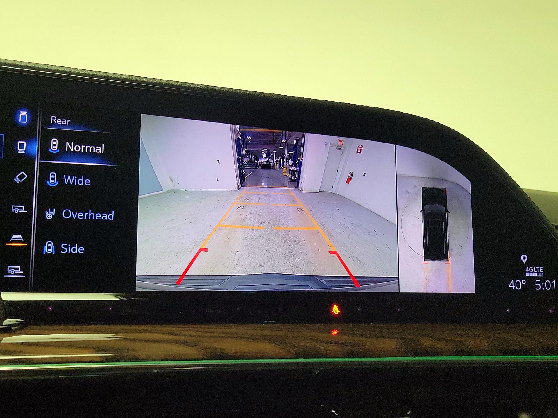 Thumbnail: 2022 Cadillac Escalade - 14