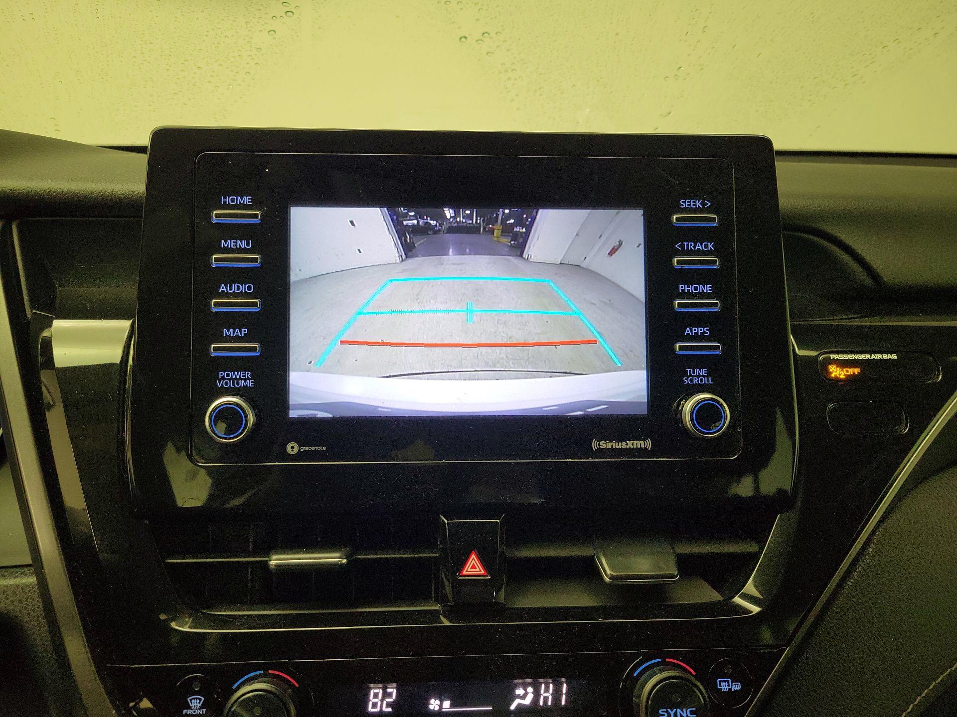 Thumbnail: 2022 Toyota Camry - 14