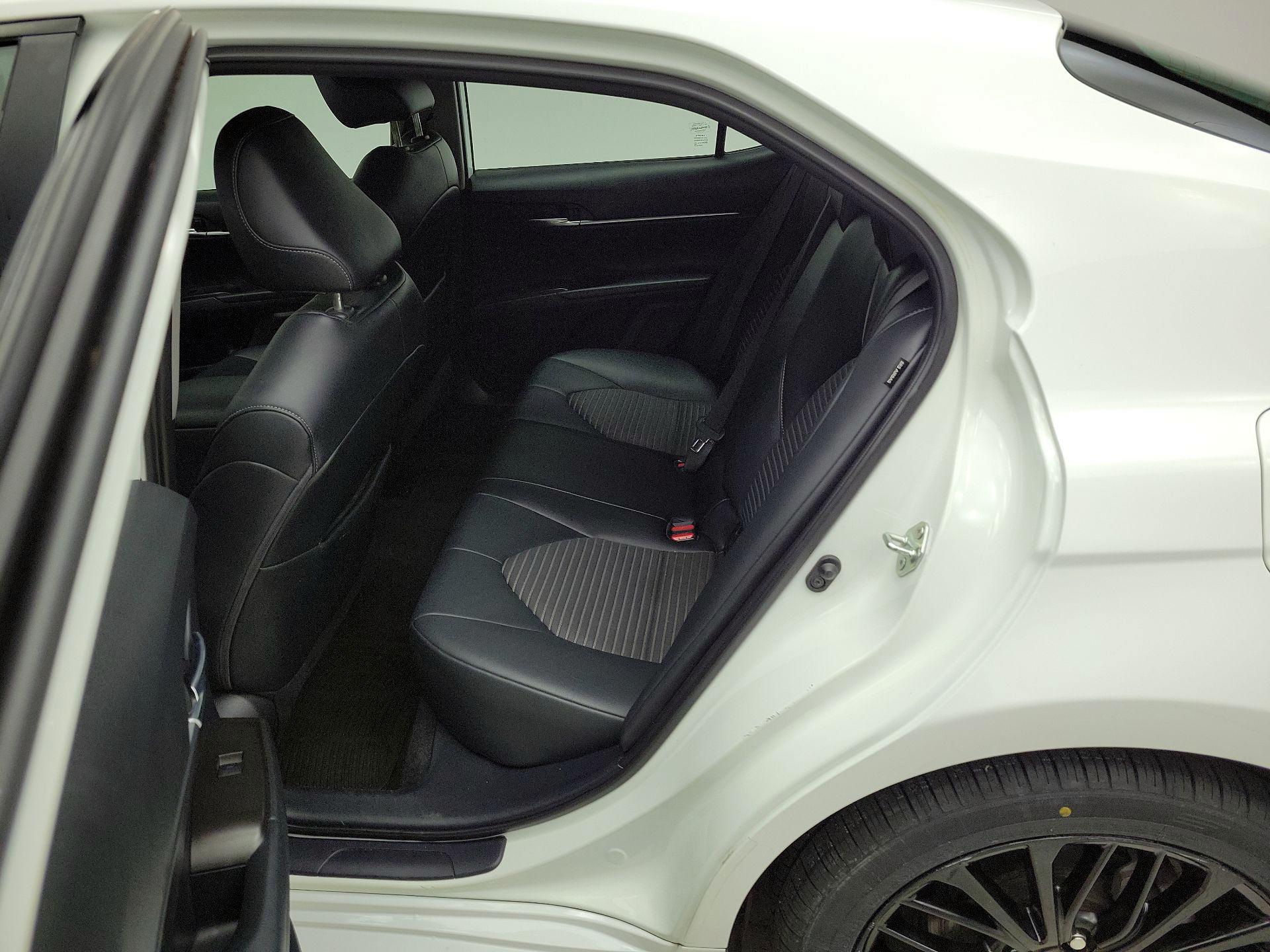 Thumbnail: 2022 Toyota Camry - 19