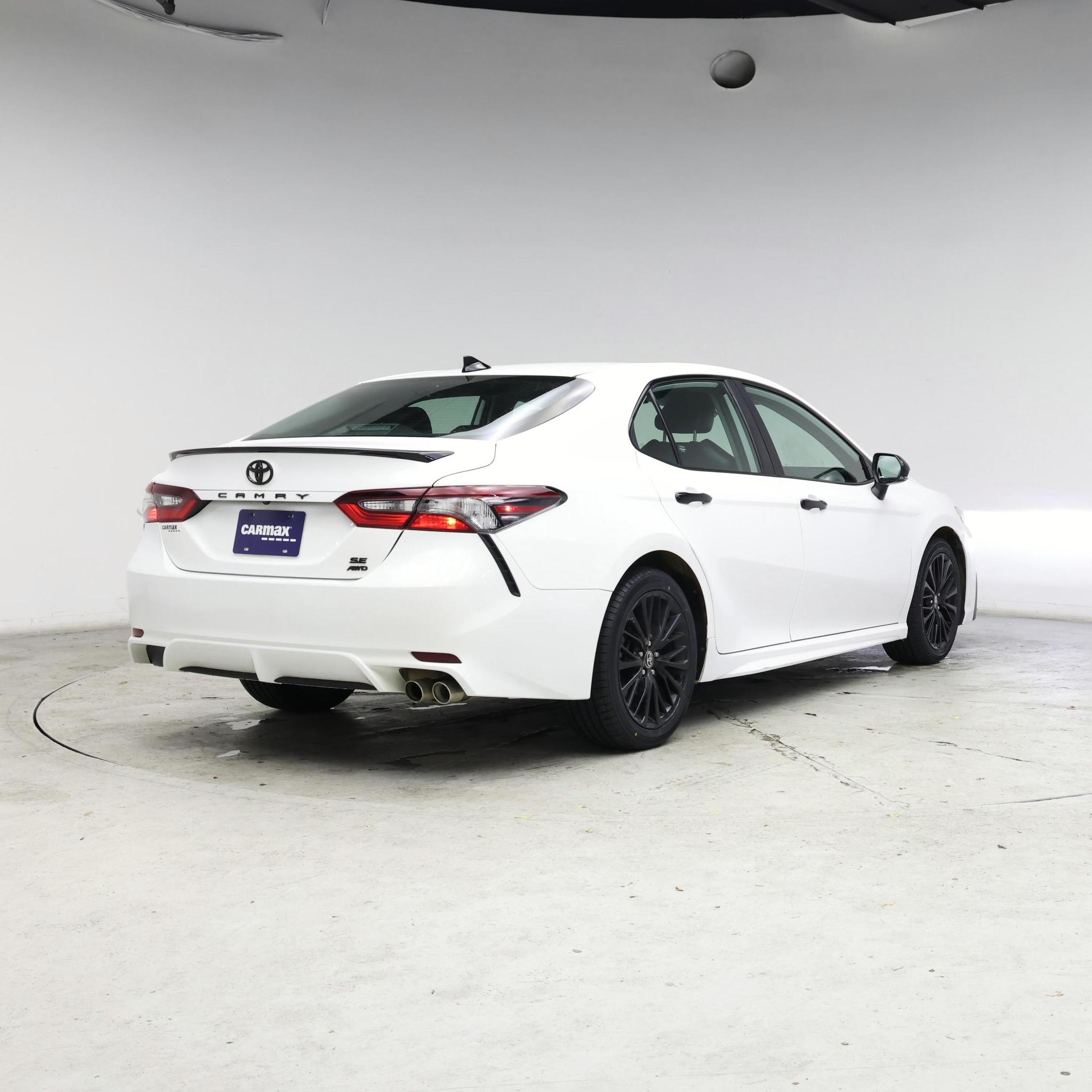 Thumbnail: 2022 Toyota Camry - 8