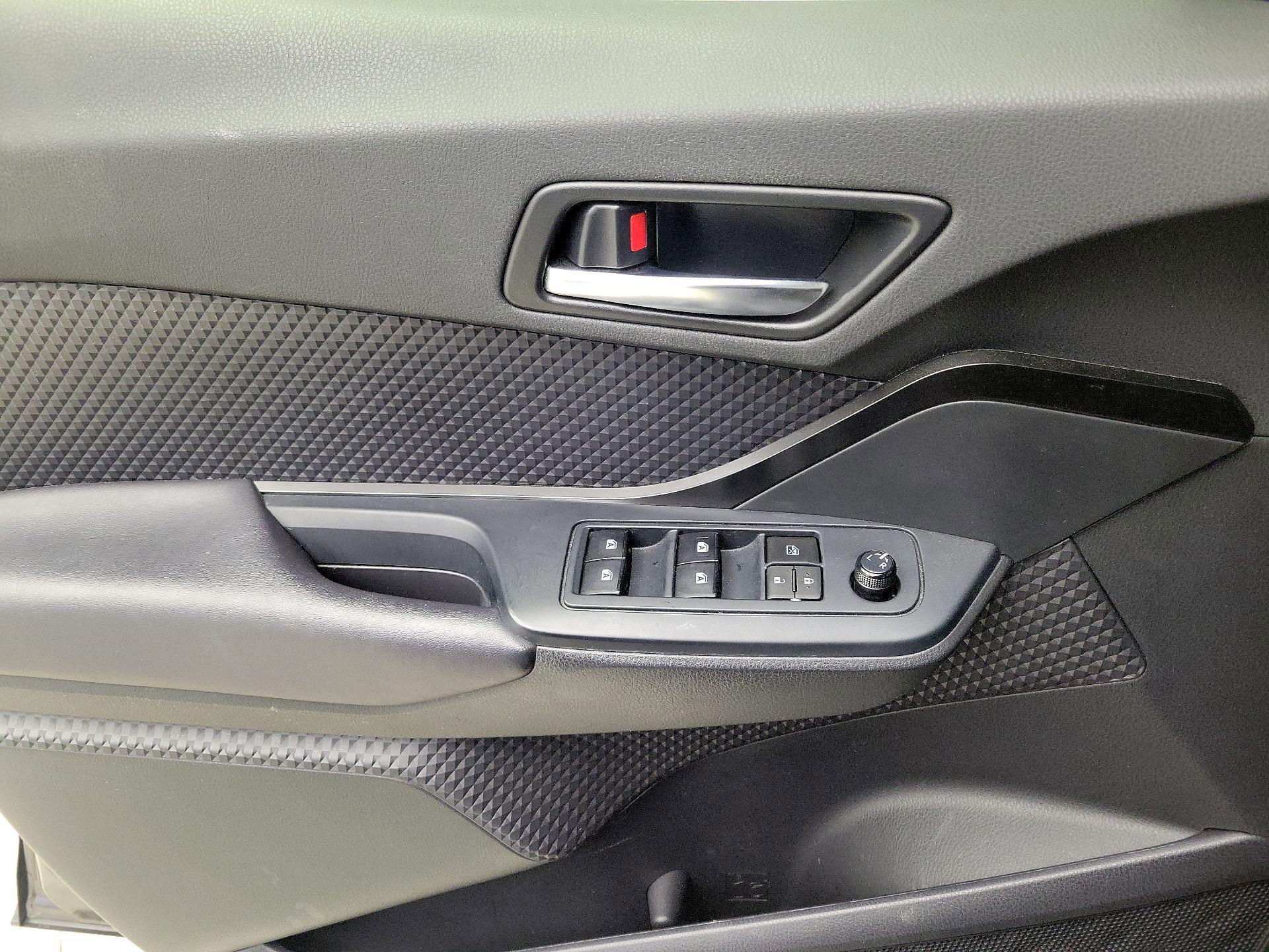 Thumbnail: 2019 Toyota C-HR - 12