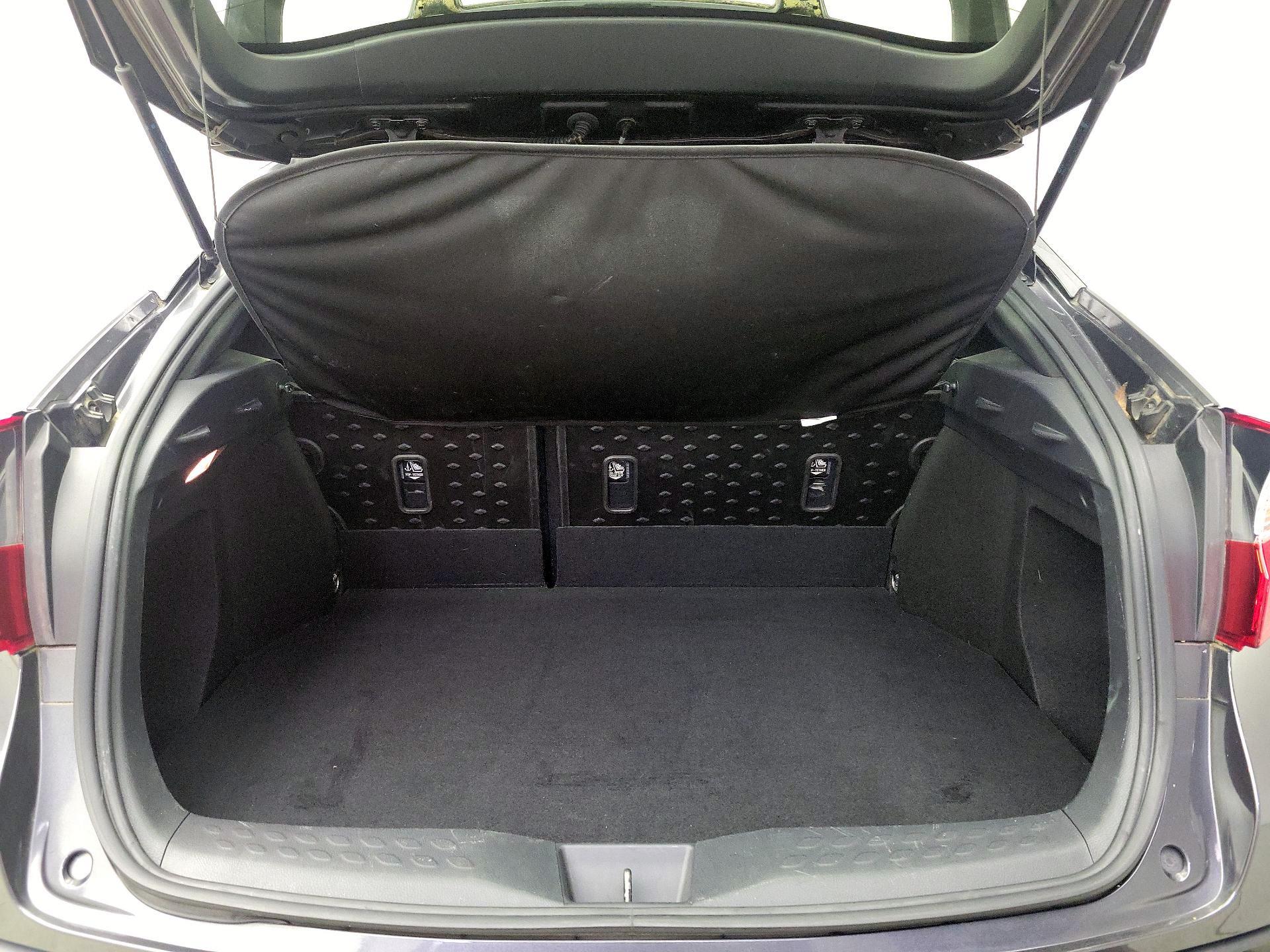 Thumbnail: 2019 Toyota C-HR - 20