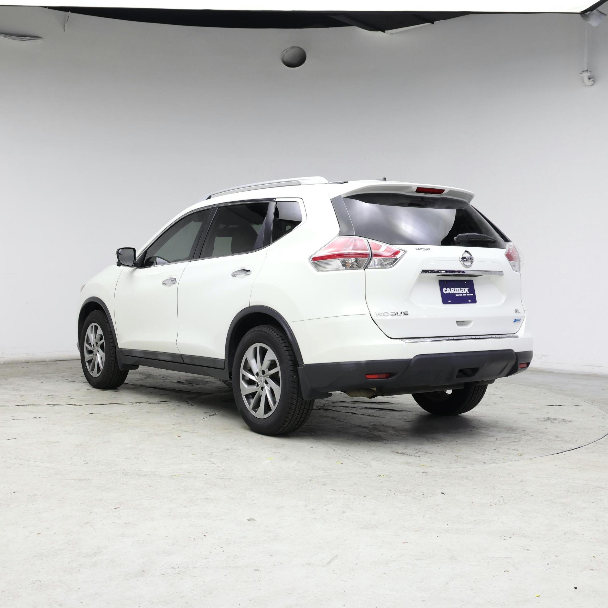 Thumbnail: 2014 Nissan Rogue - 2