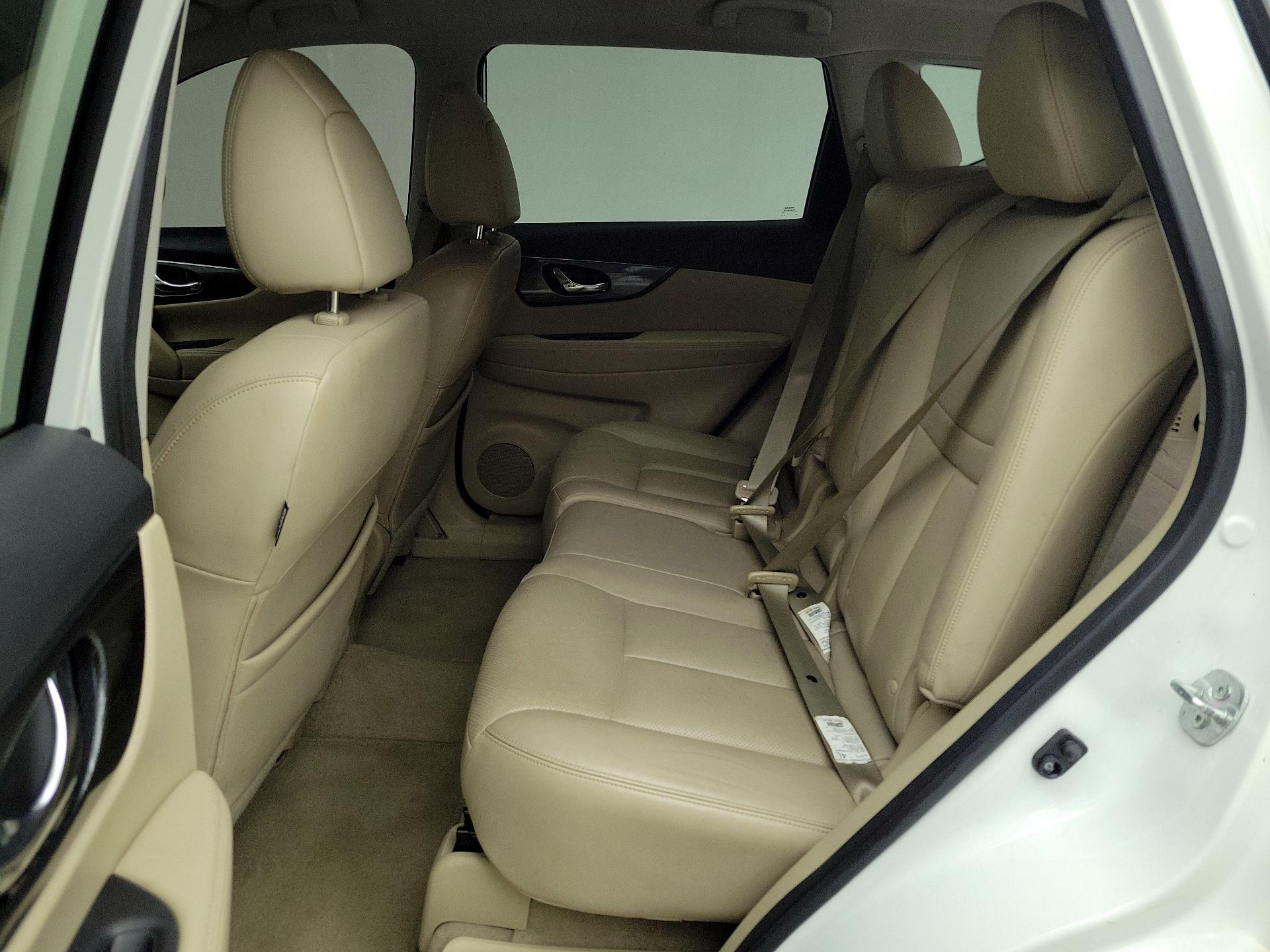 Thumbnail: 2014 Nissan Rogue - 20