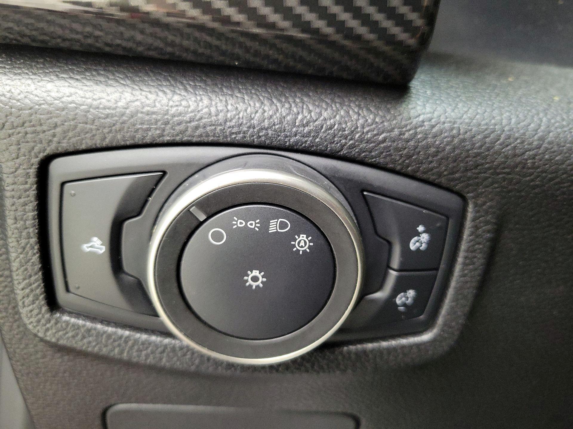 Thumbnail: 2017 Ford F-150 - 13