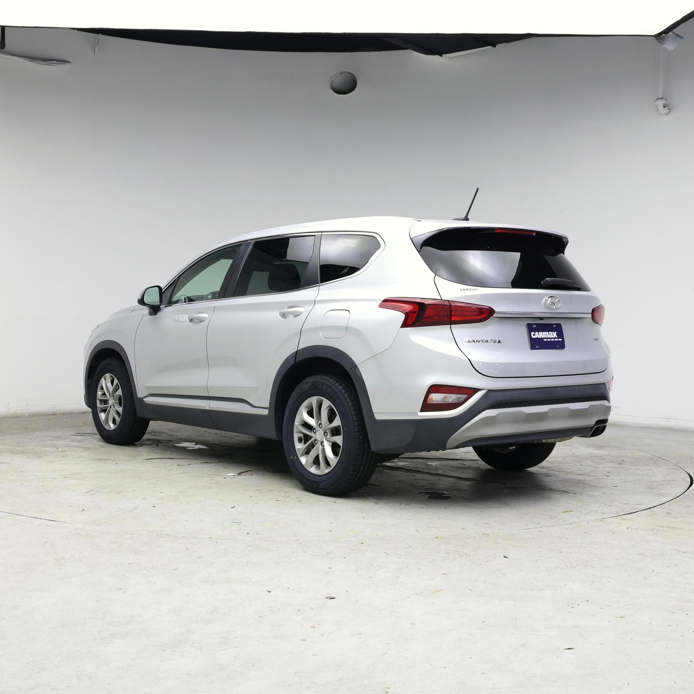 Thumbnail: 2019 Hyundai Santa Fe - 2