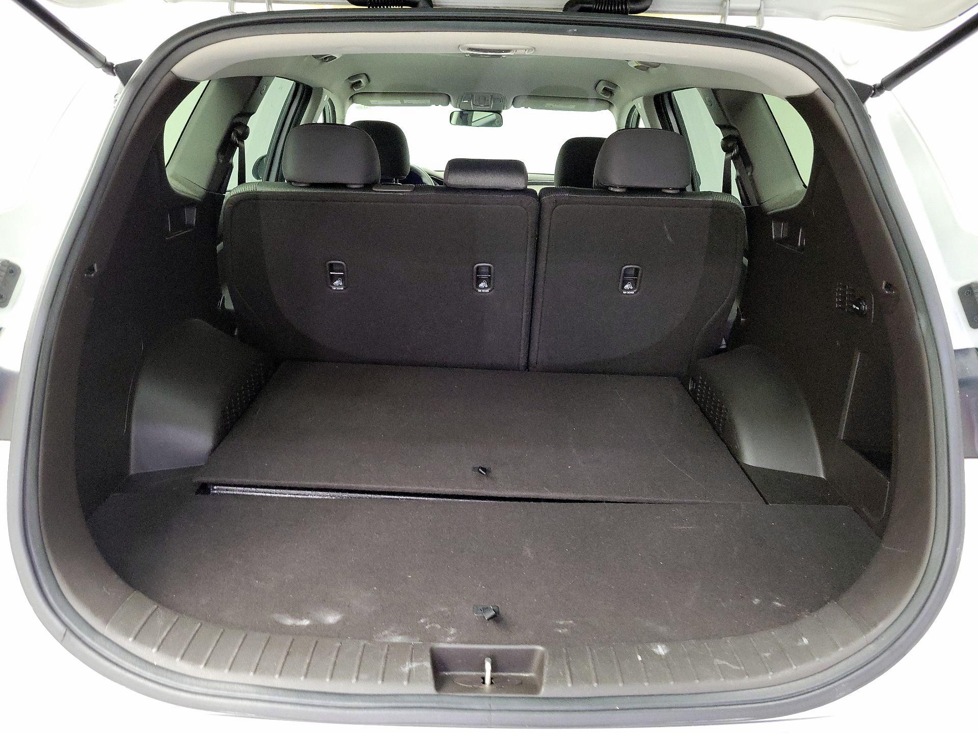 Thumbnail: 2019 Hyundai Santa Fe - 20