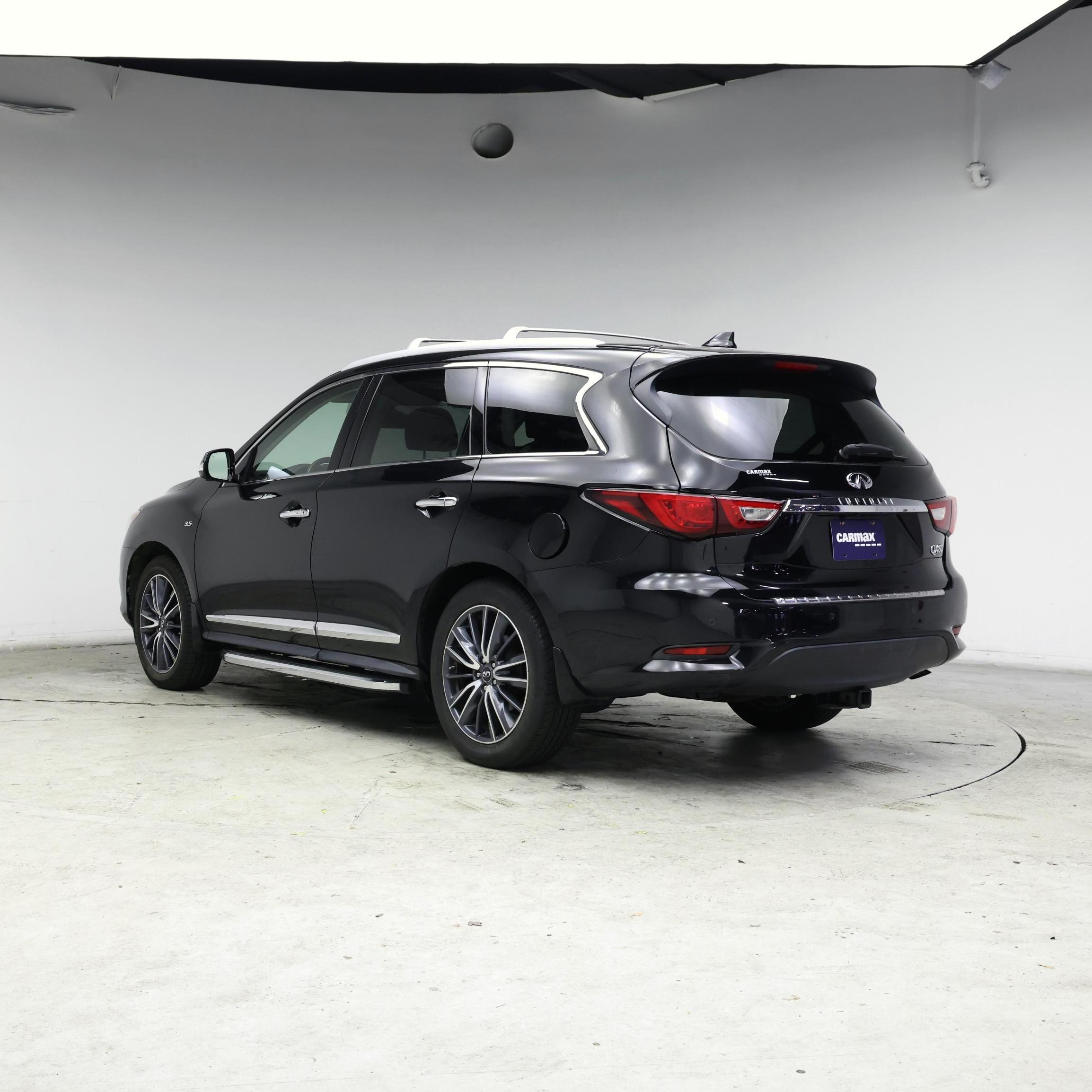 Thumbnail: 2017 INFINITI QX60 - 2