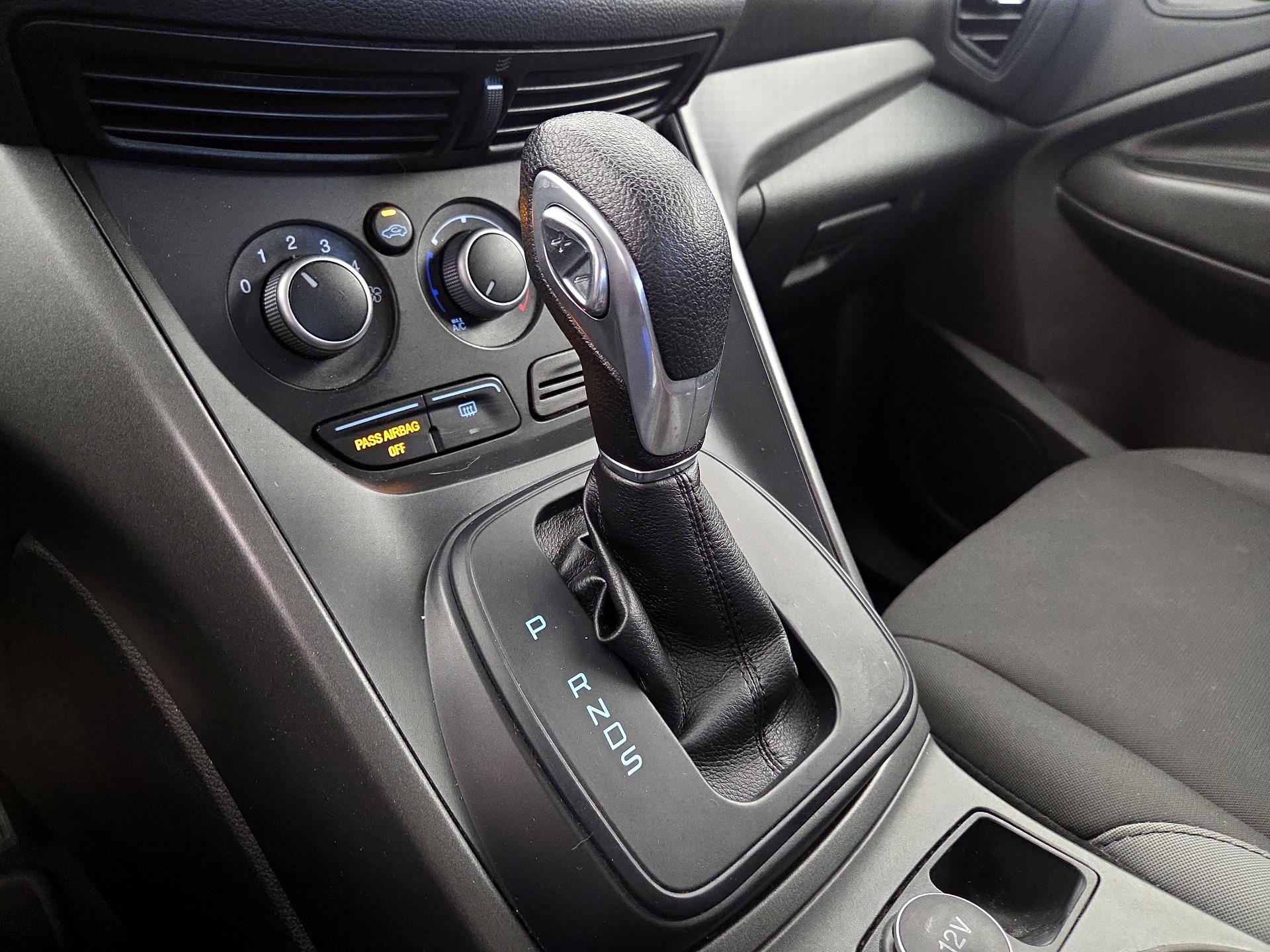 Thumbnail: 2016 Ford Escape - 17