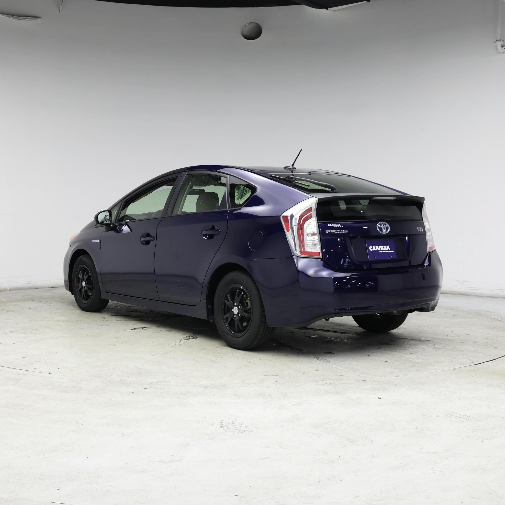 Thumbnail: 2014 Toyota Prius - 2