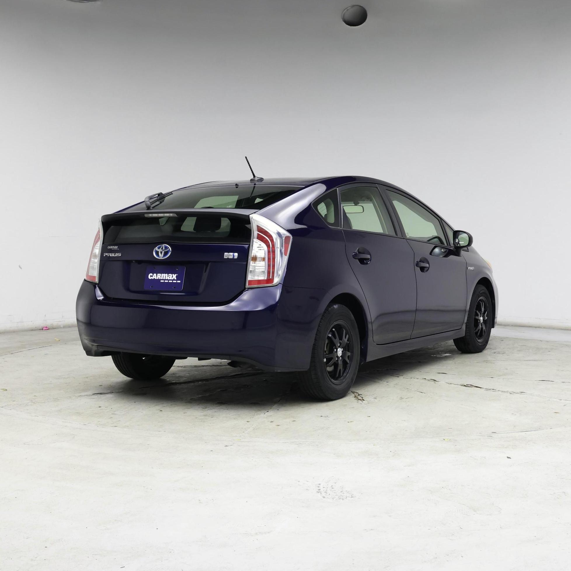 Thumbnail: 2014 Toyota Prius - 8