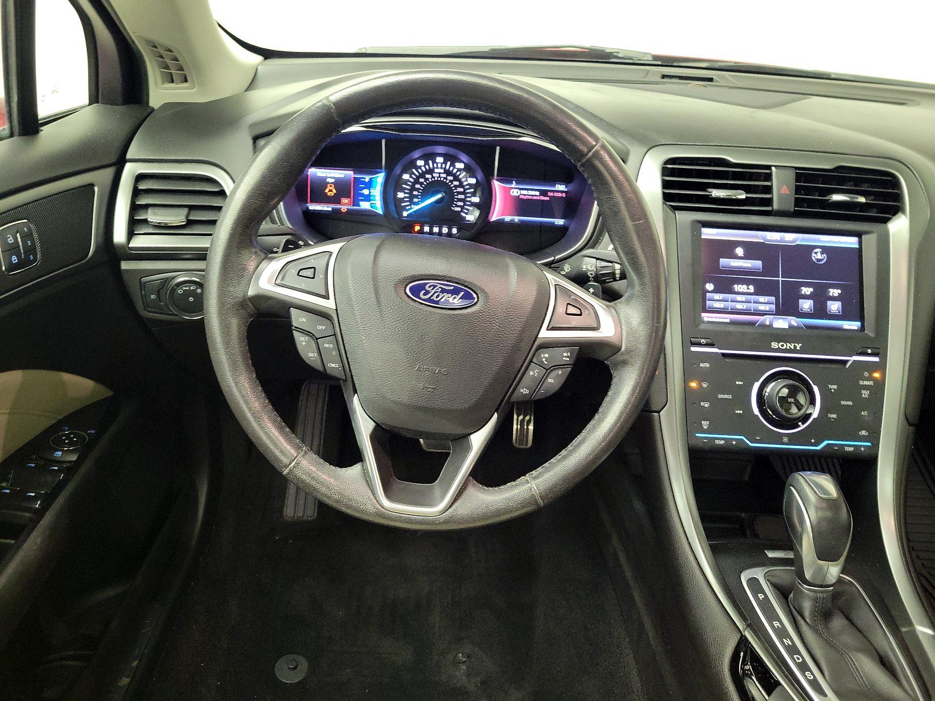 Thumbnail: 2014 Ford Fusion - 10