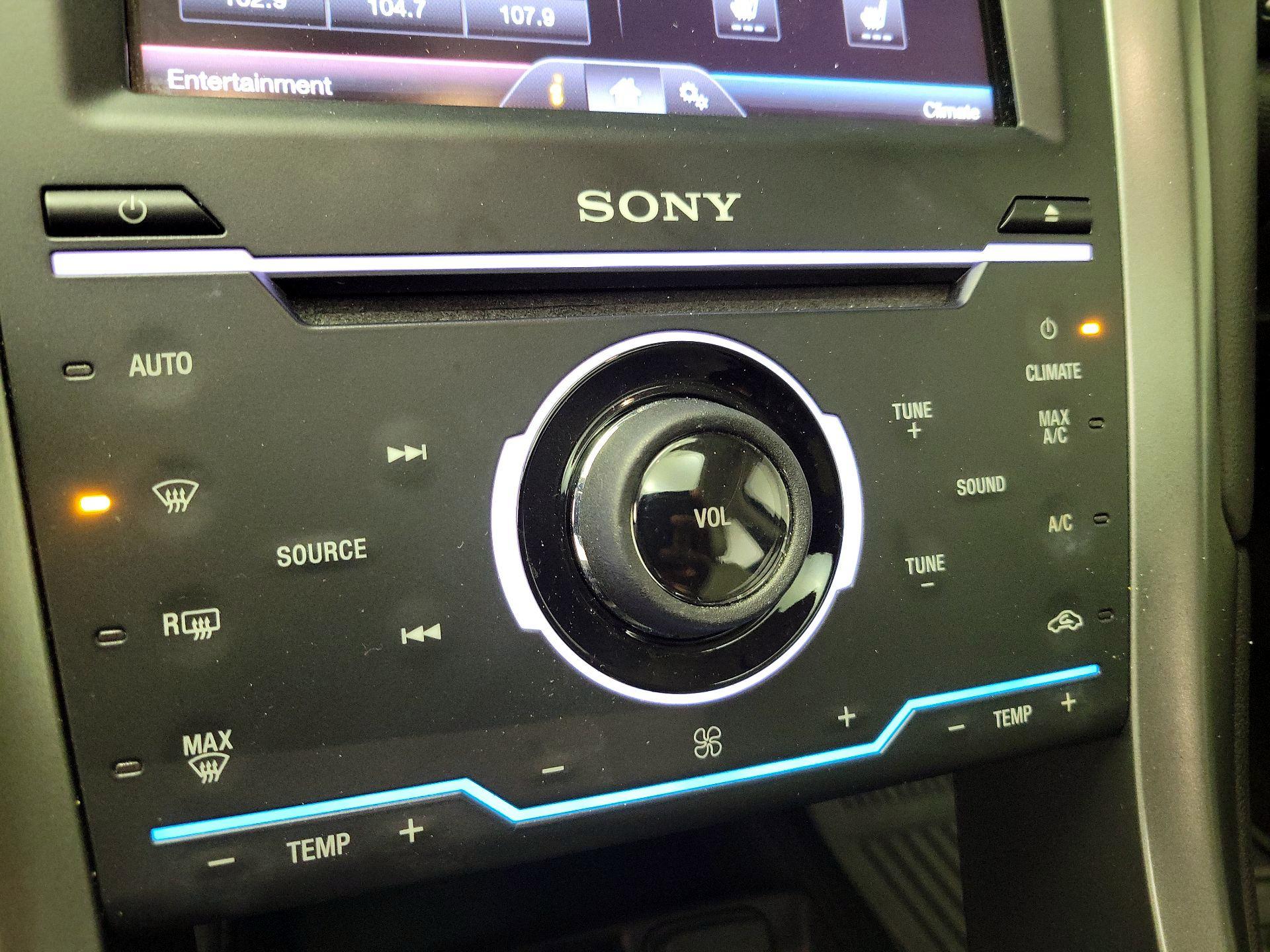 Thumbnail: 2014 Ford Fusion - 16