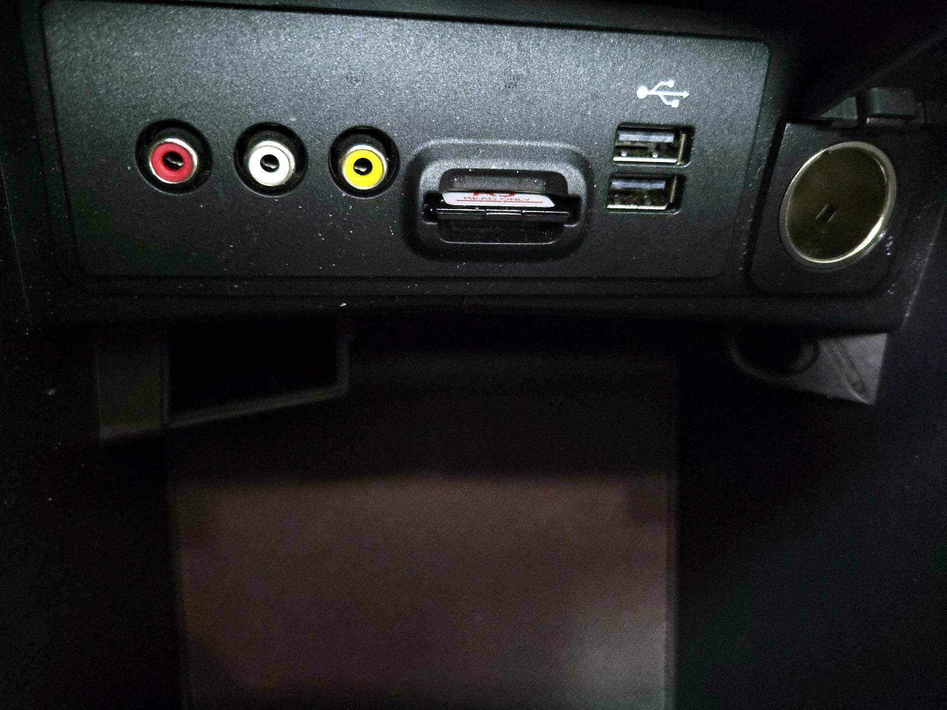 Thumbnail: 2014 Ford Fusion - 18