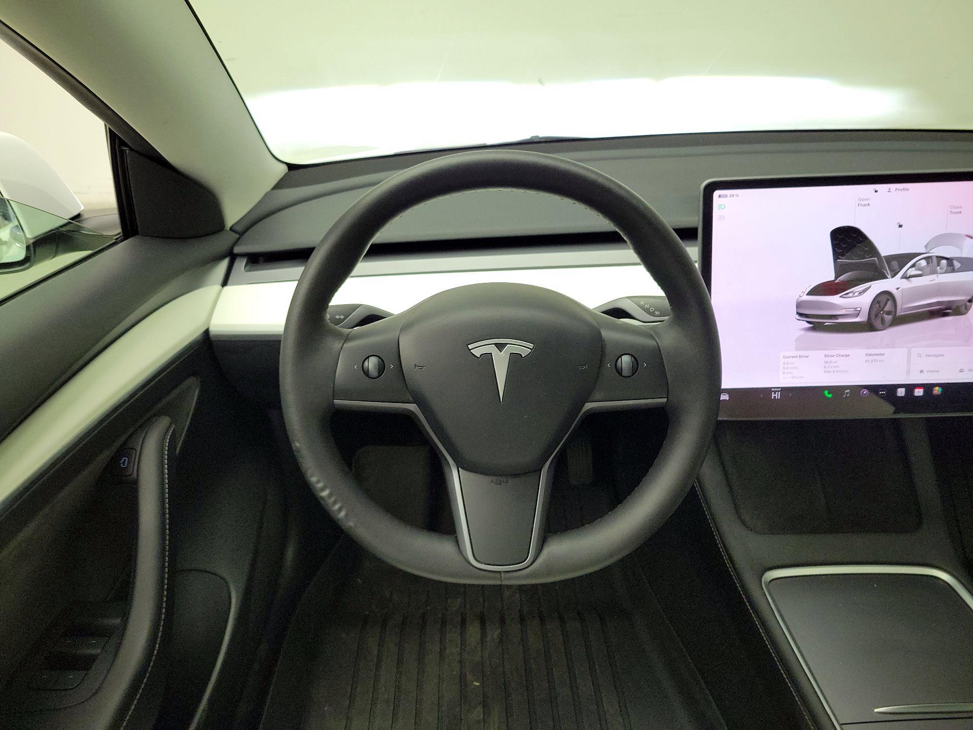 Thumbnail: 2023 Tesla Model 3 - 10