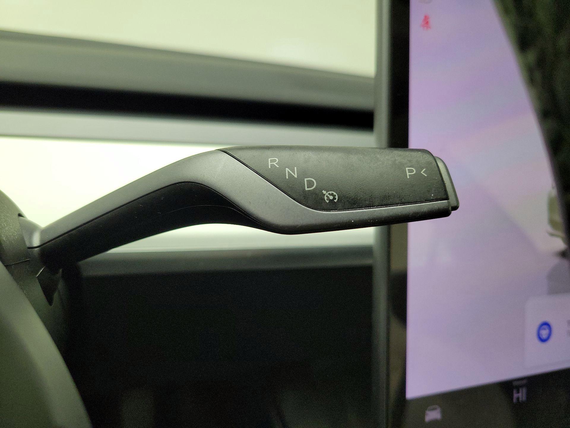 Thumbnail: 2023 Tesla Model 3 - 17