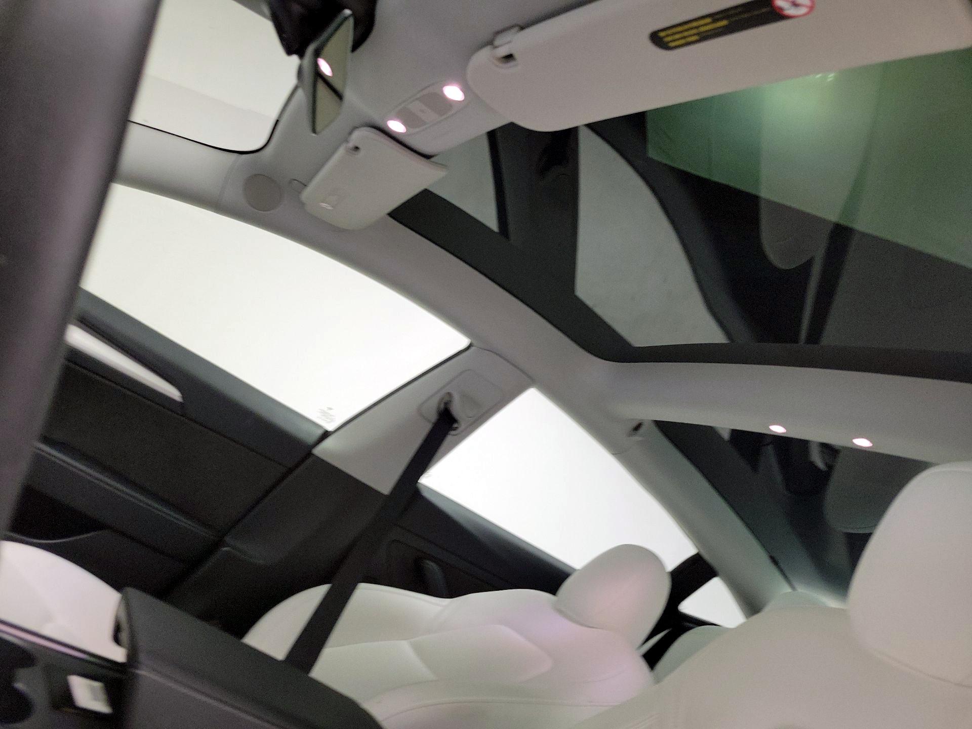 Thumbnail: 2023 Tesla Model 3 - 18