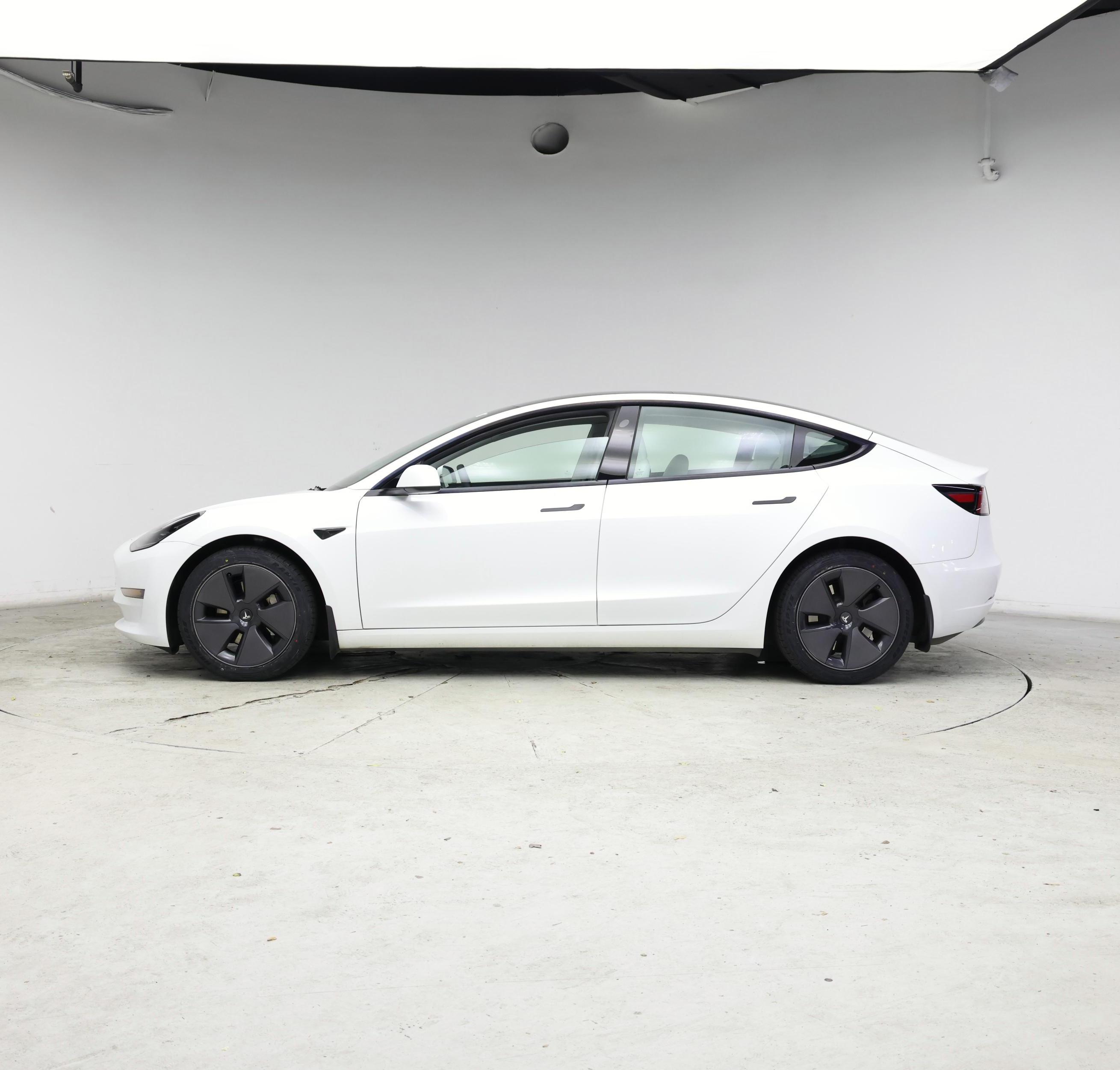 Thumbnail: 2023 Tesla Model 3 - 3