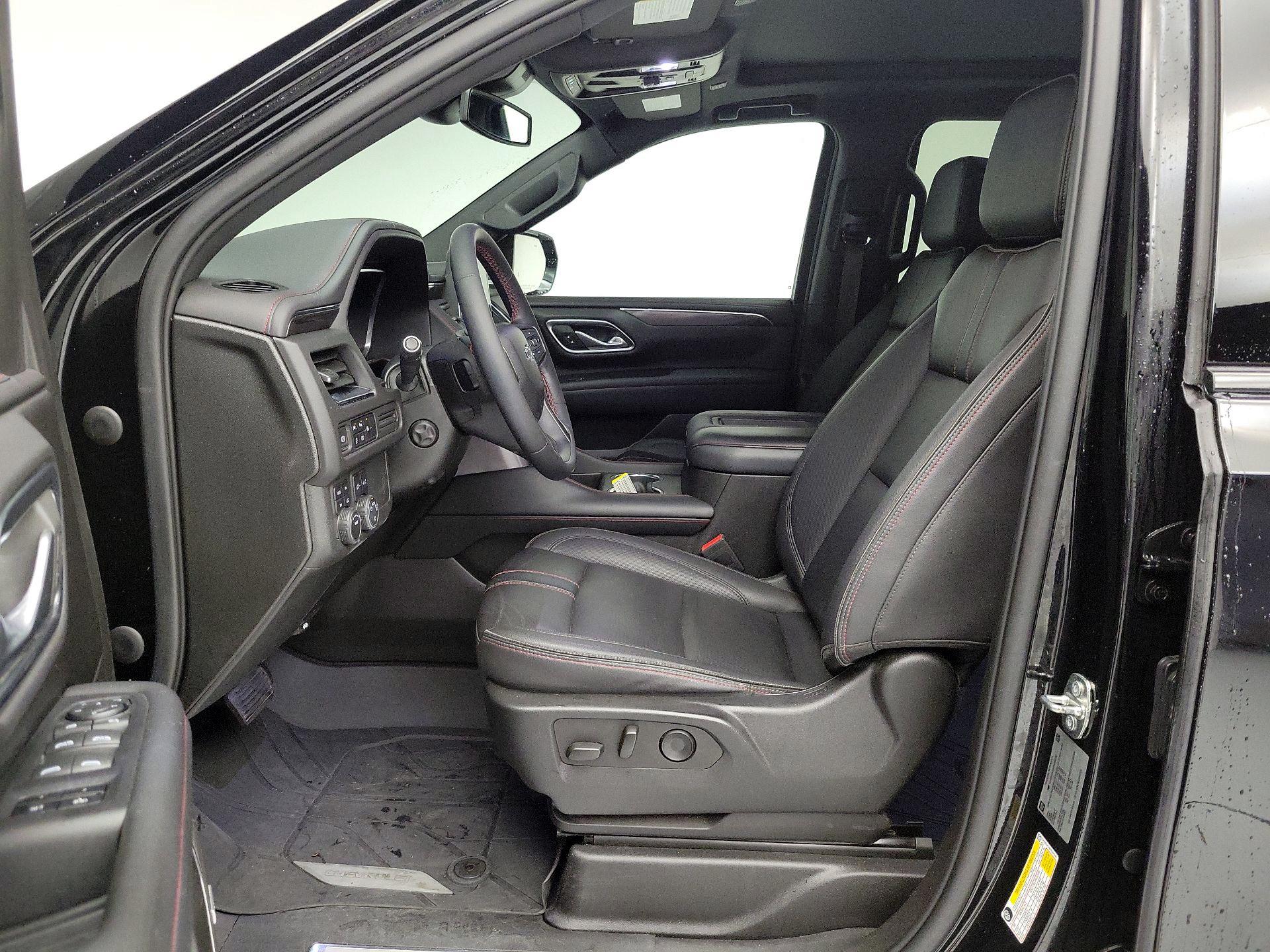 Thumbnail: 2023 Chevrolet Suburban - 11