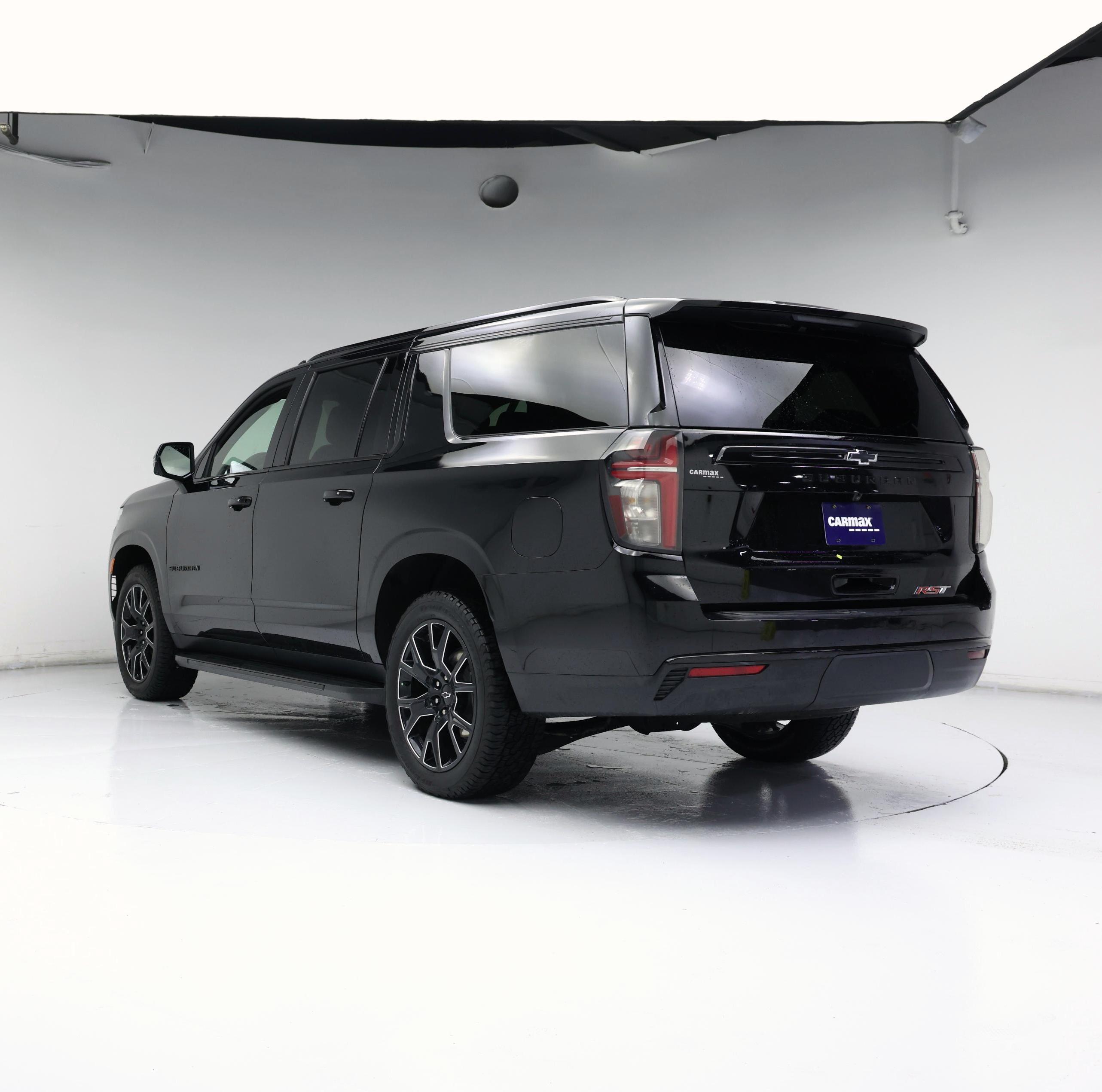 Thumbnail: 2023 Chevrolet Suburban - 2