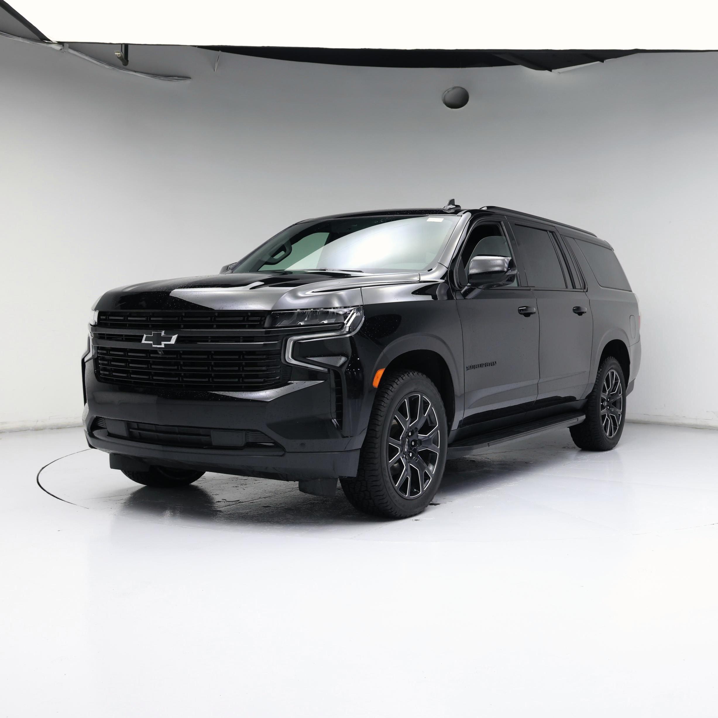 Thumbnail: 2023 Chevrolet Suburban - 4