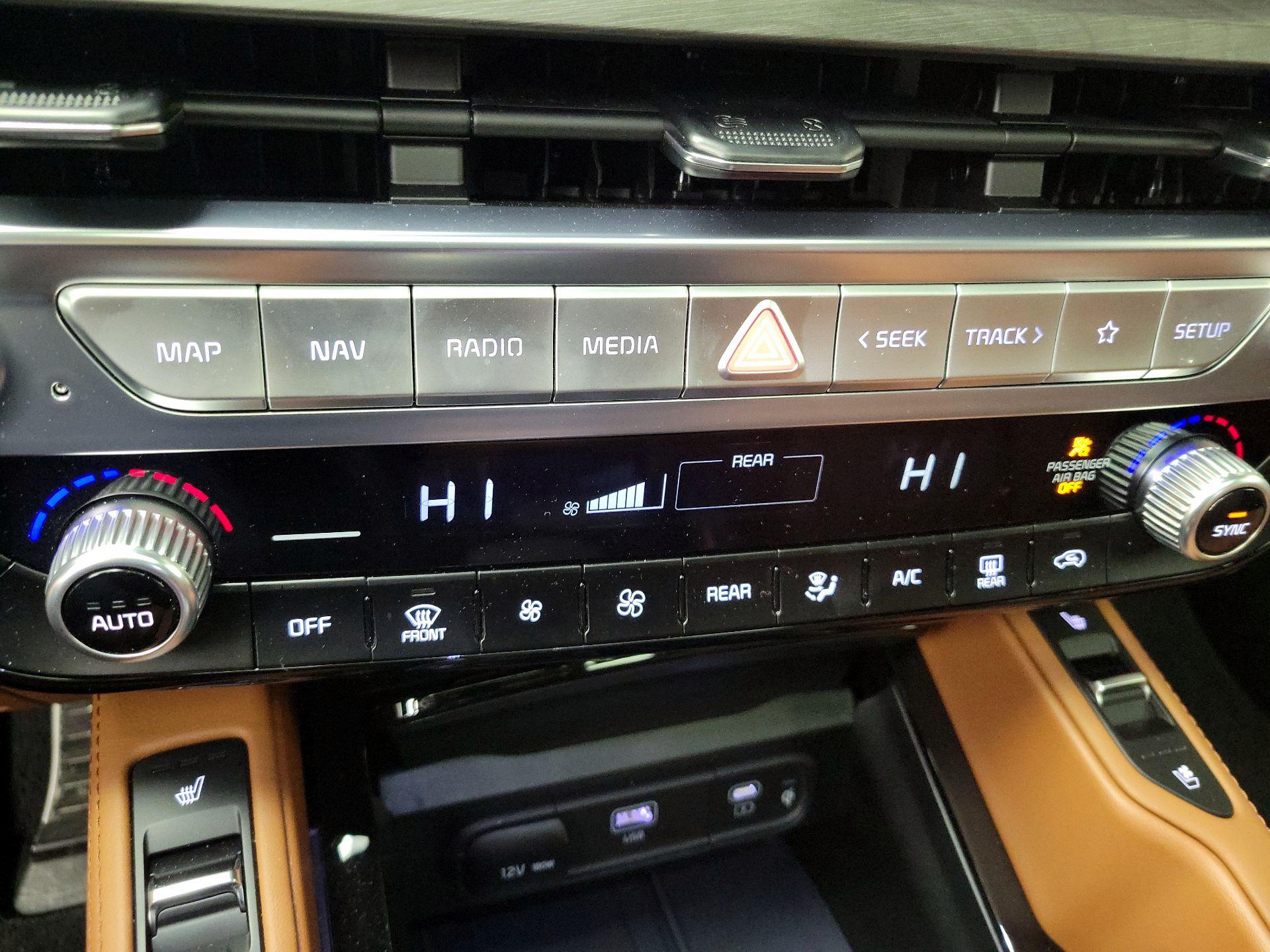 Thumbnail: 2025 Kia Telluride - 17