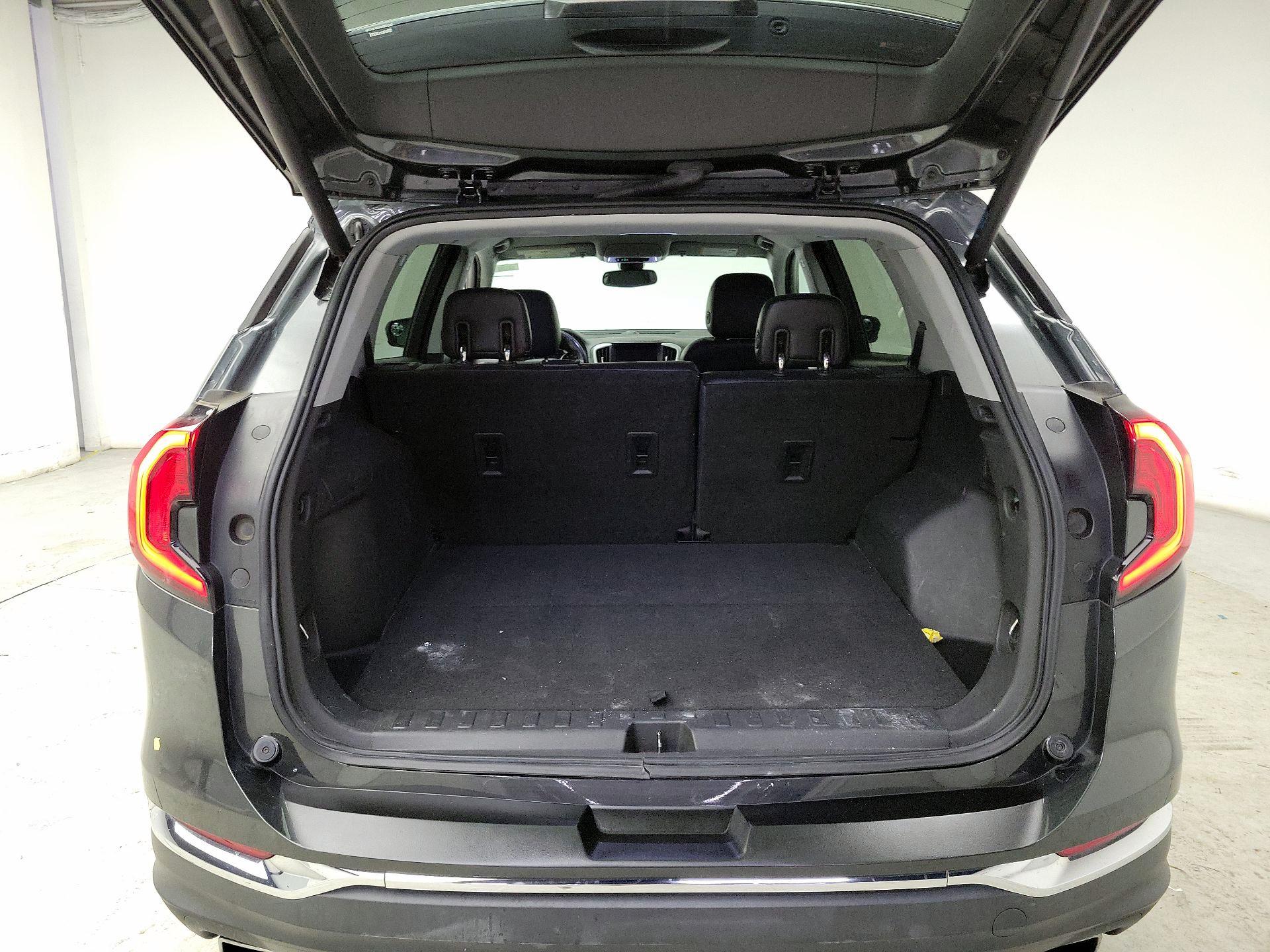 Thumbnail: 2020 GMC Terrain - 20