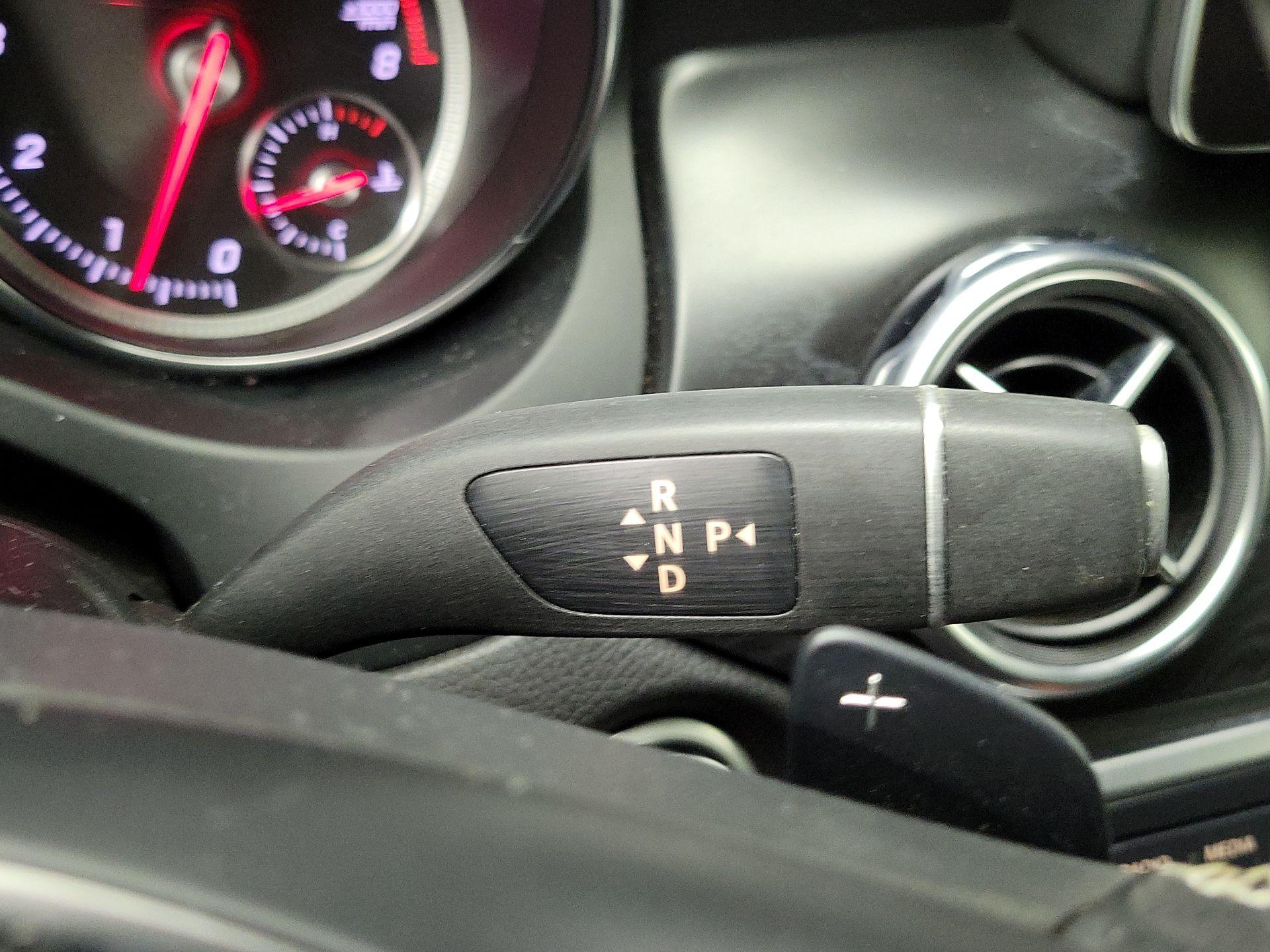 Thumbnail: 2018 Mercedes-Benz GLA - 17