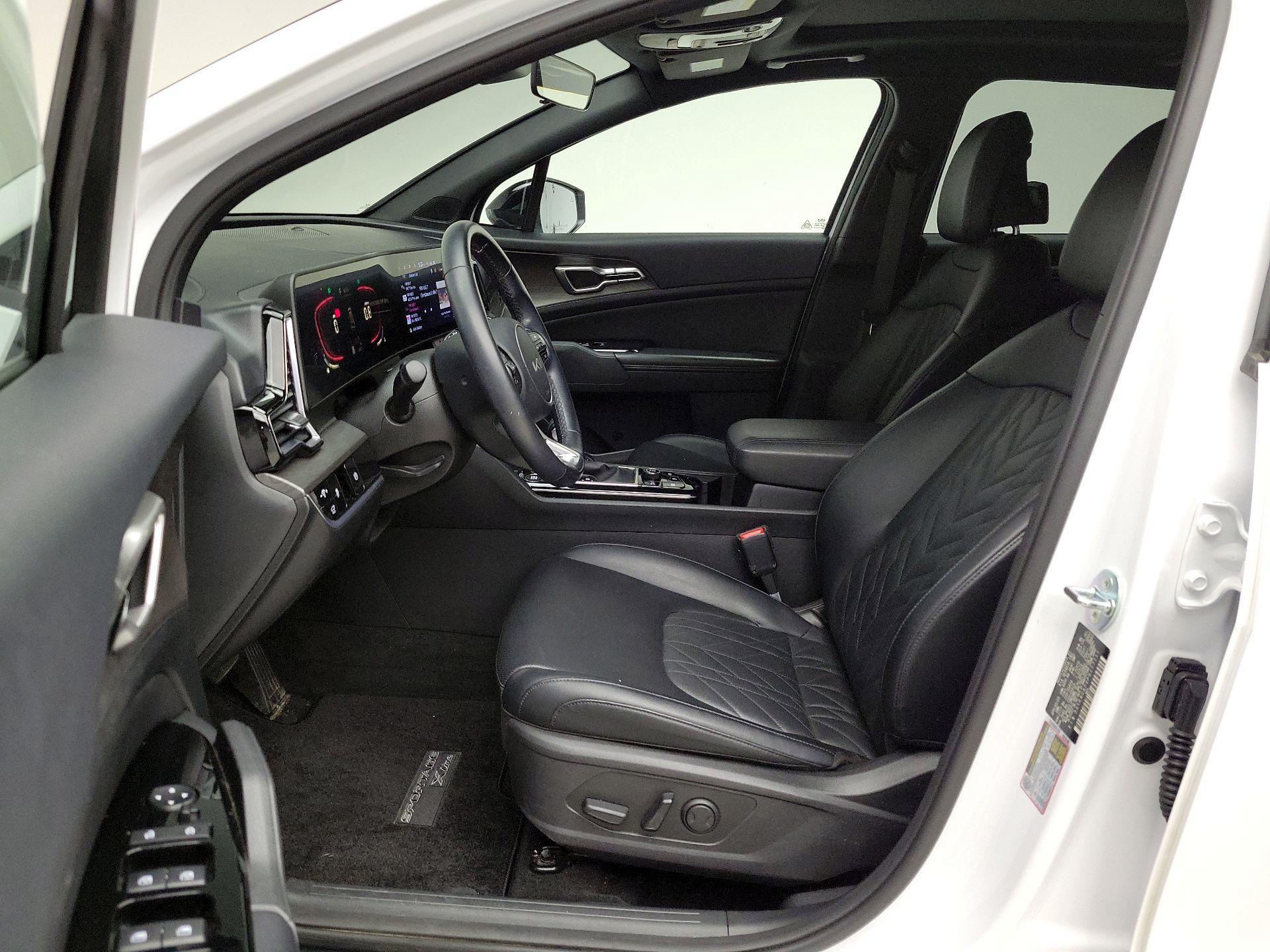 Thumbnail: 2023 Kia Sportage - 11