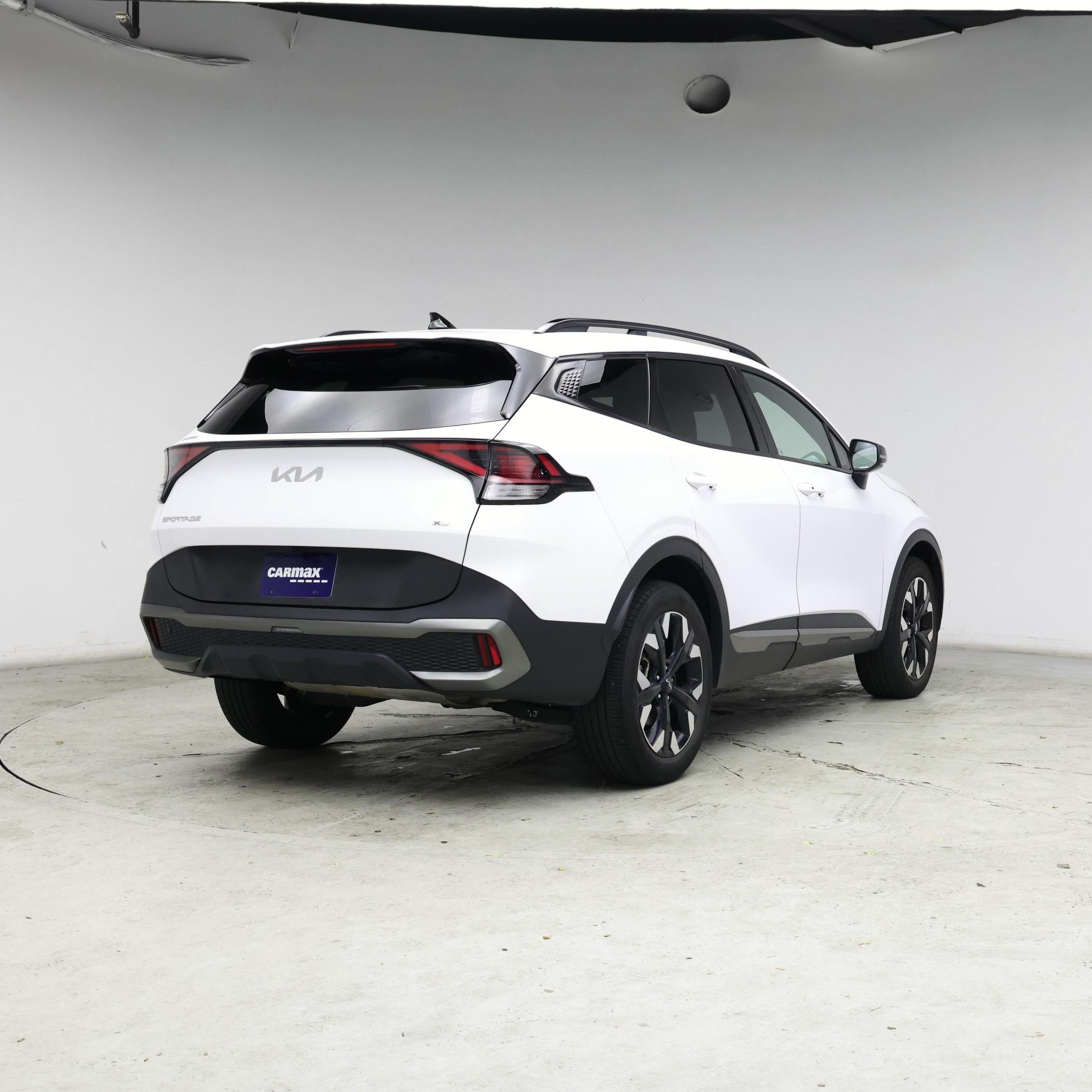 Thumbnail: 2023 Kia Sportage - 8