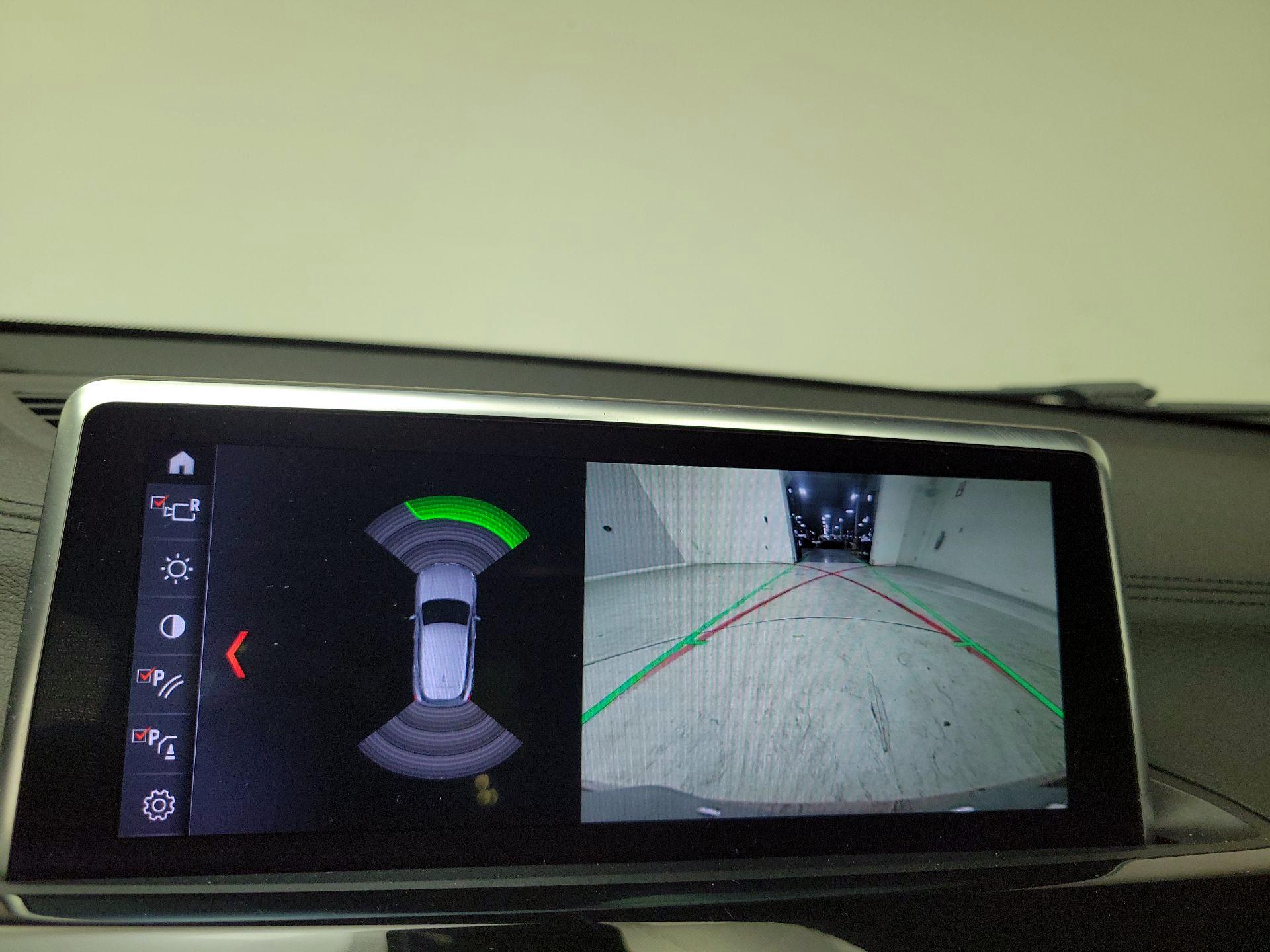 Thumbnail: 2020 BMW X2 - 15