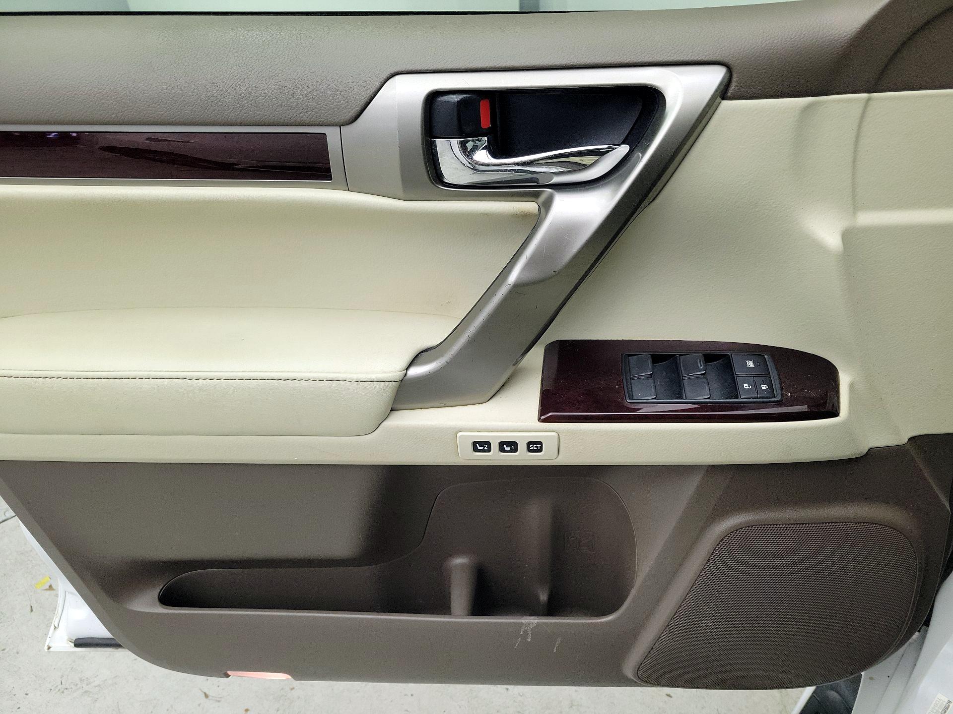 Thumbnail: 2017 Lexus GX - 12