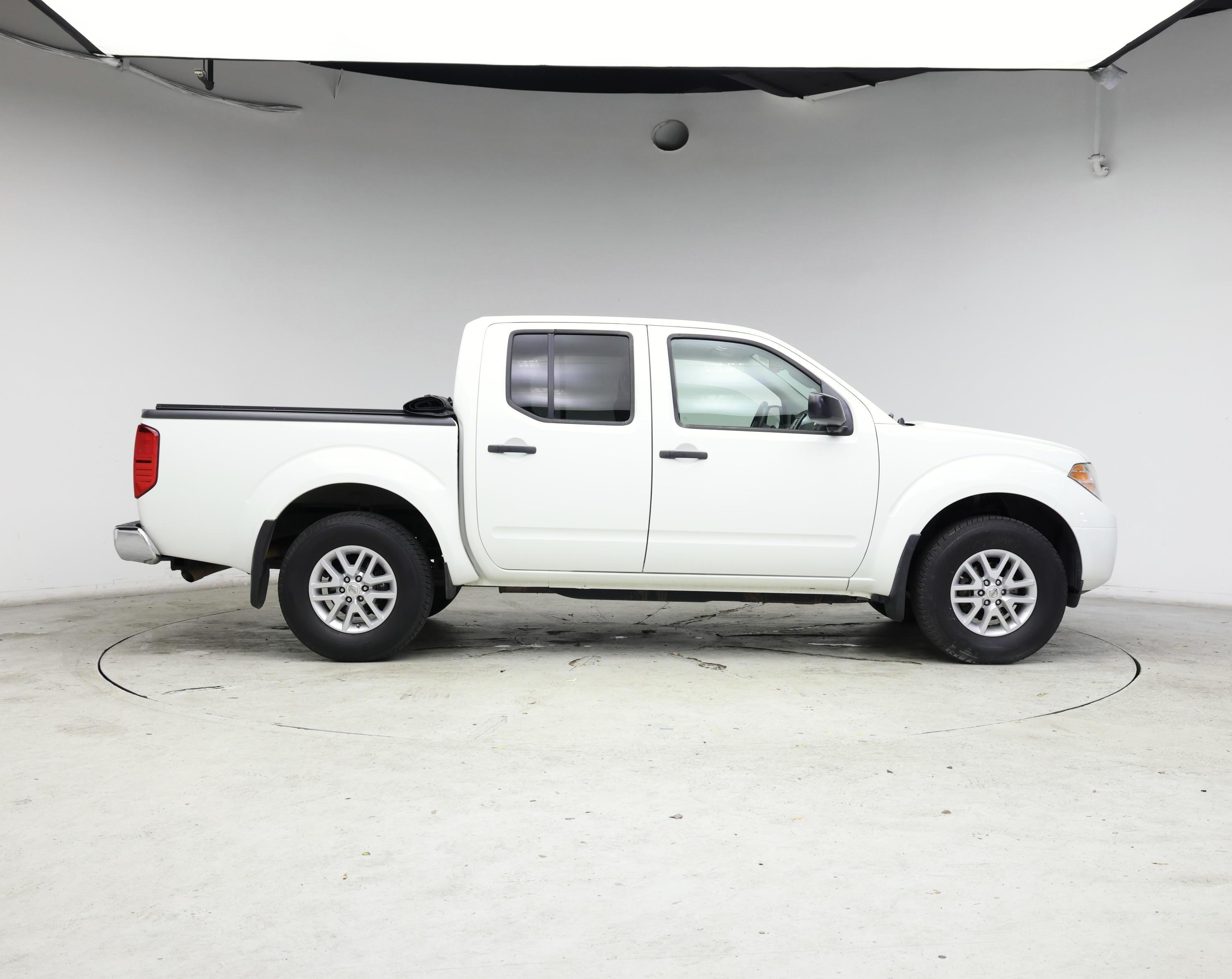 Thumbnail: 2017 Nissan Frontier - 7